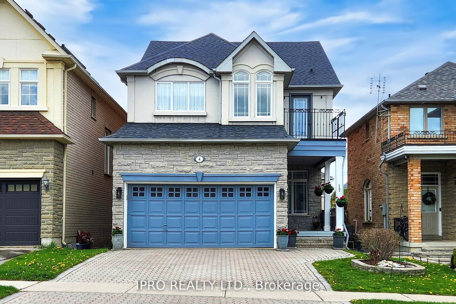 4 Copperstone Cres Property Photo 1