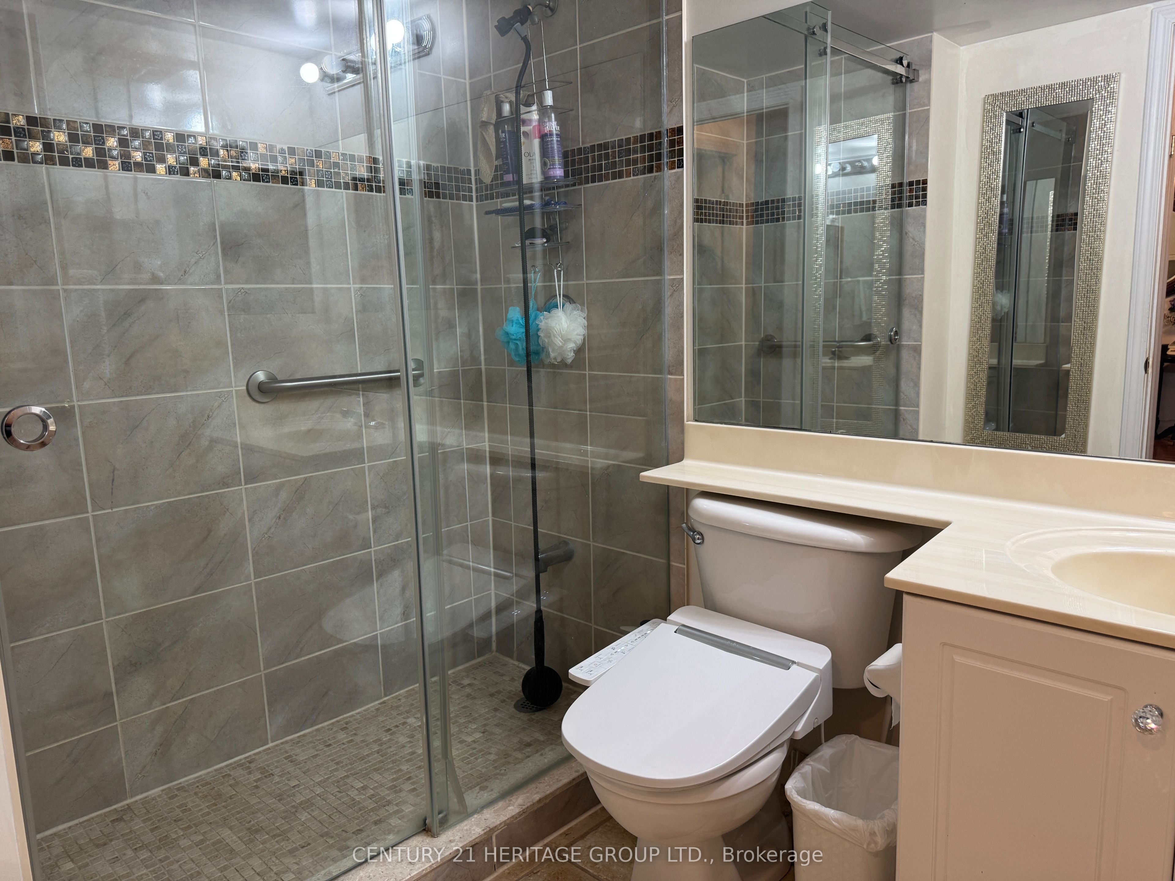 19 Northern Heights Drive 211 Property Photo 11