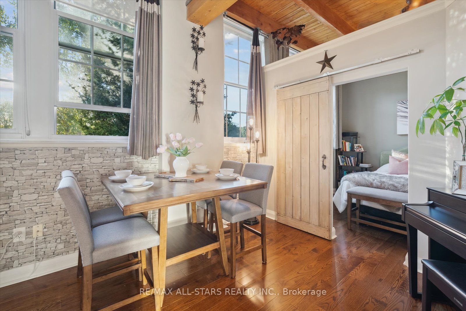 #113 - 543 Timothy Street Property Photo 15