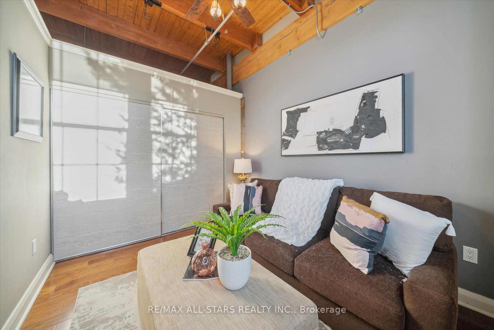 #113 - 543 Timothy Street Property Photo 20