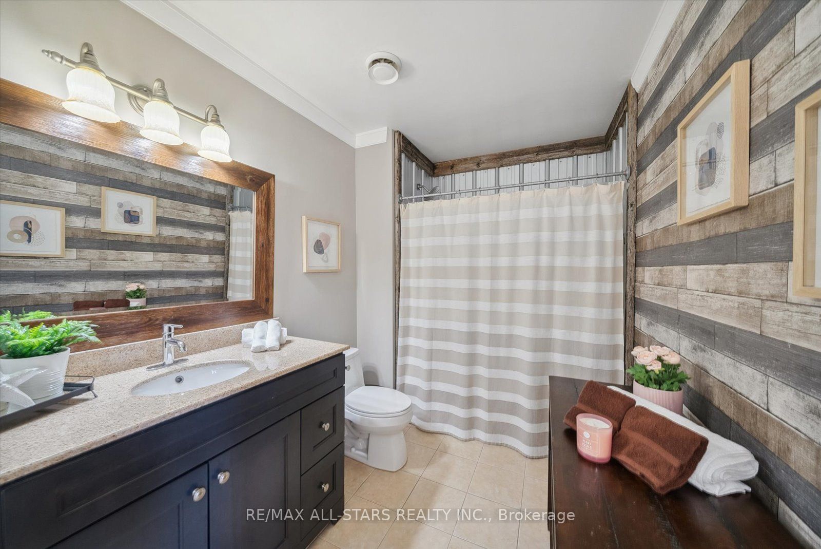 #113 - 543 Timothy Street Property Photo 21