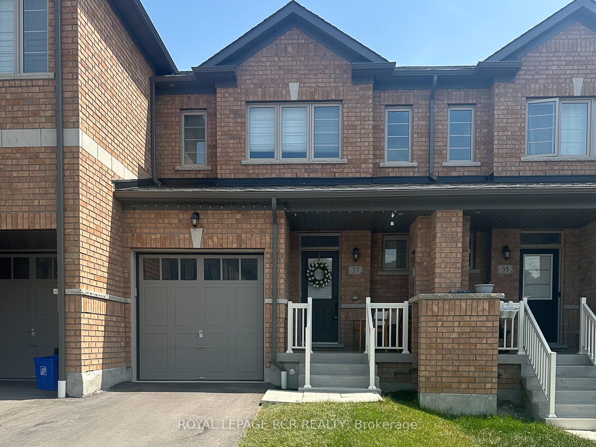 37 Markview Road Property Photo 1