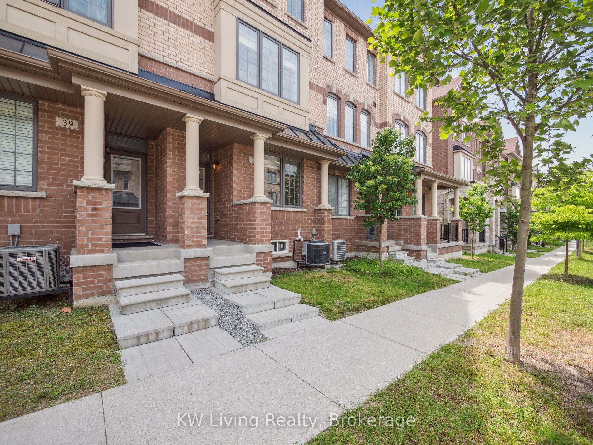 37 Robert Joffre Leet Avenue Property Photo 3