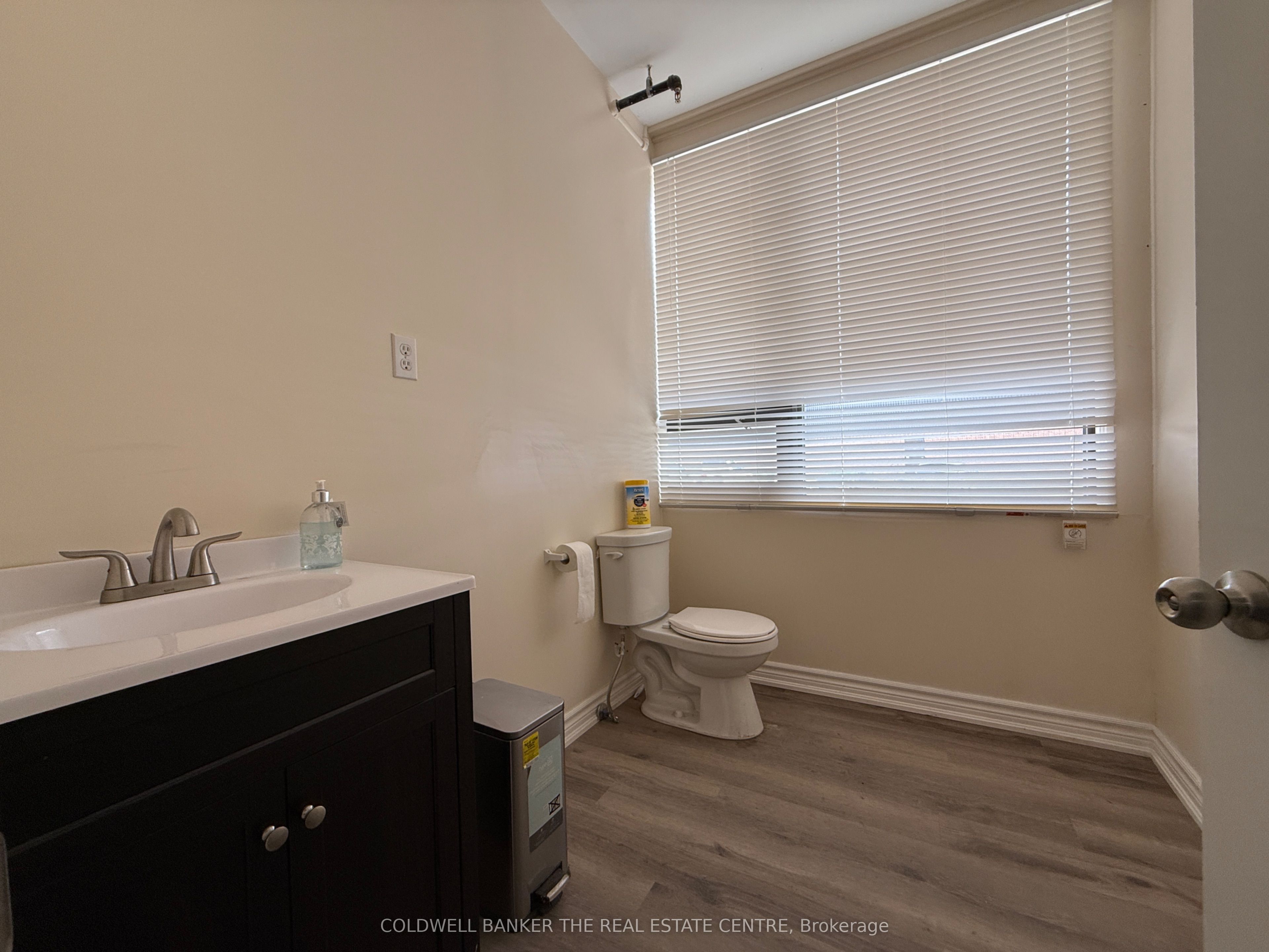 17075 Leslie Street 16/17 Property Photo 11