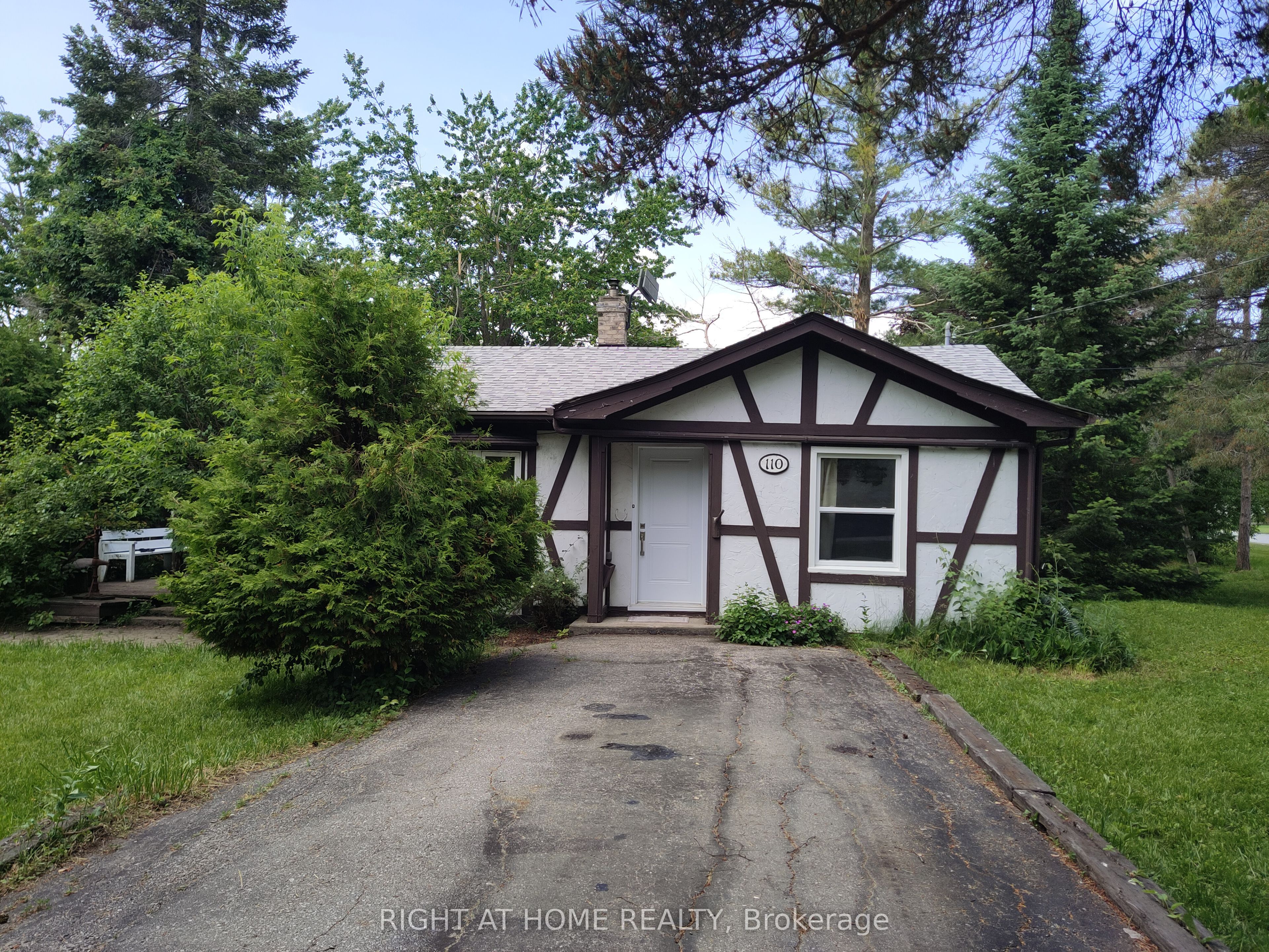 110 Ethel Park Drive Property Photo 1