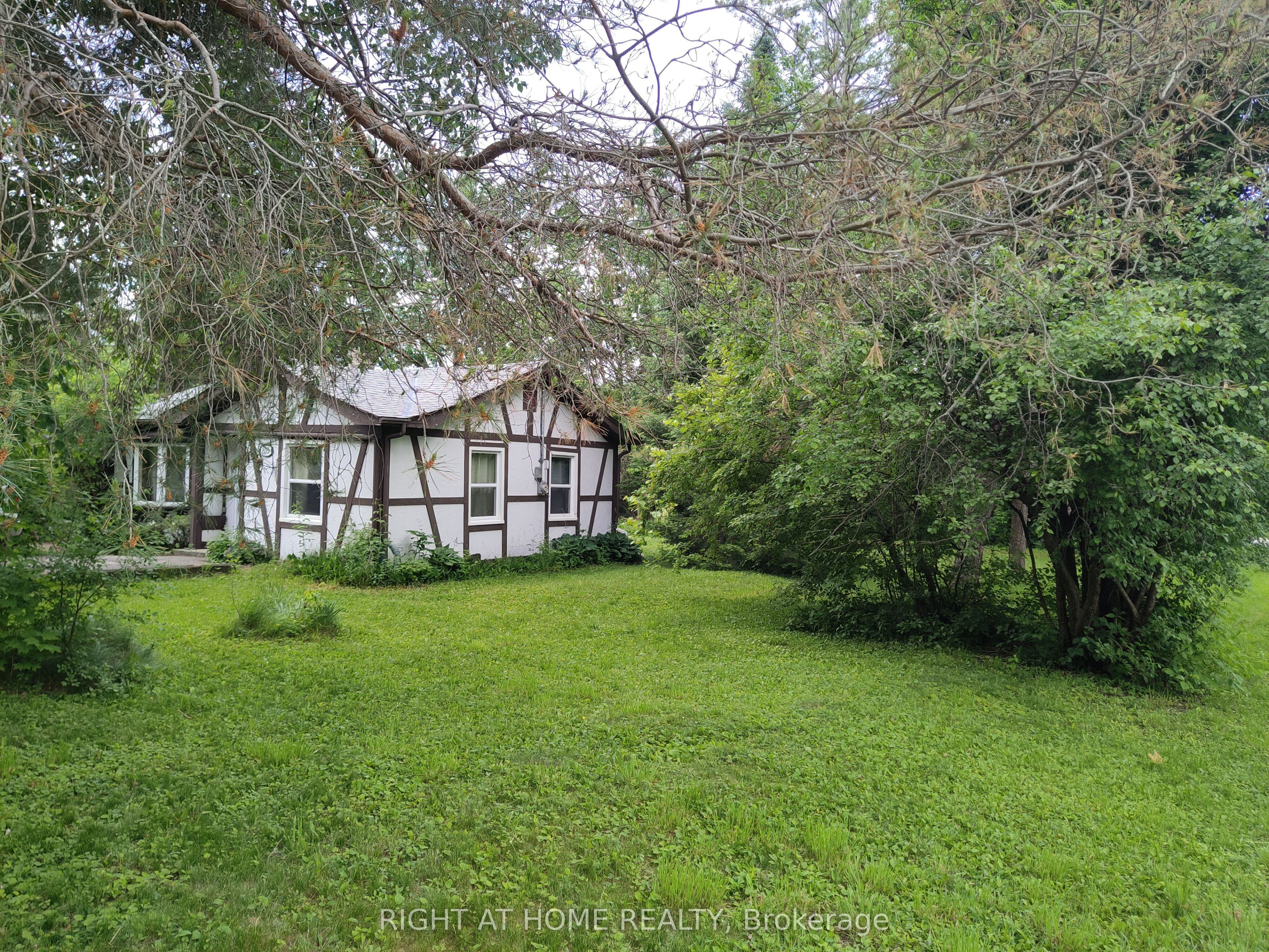 110 Ethel Park Drive Property Photo 2