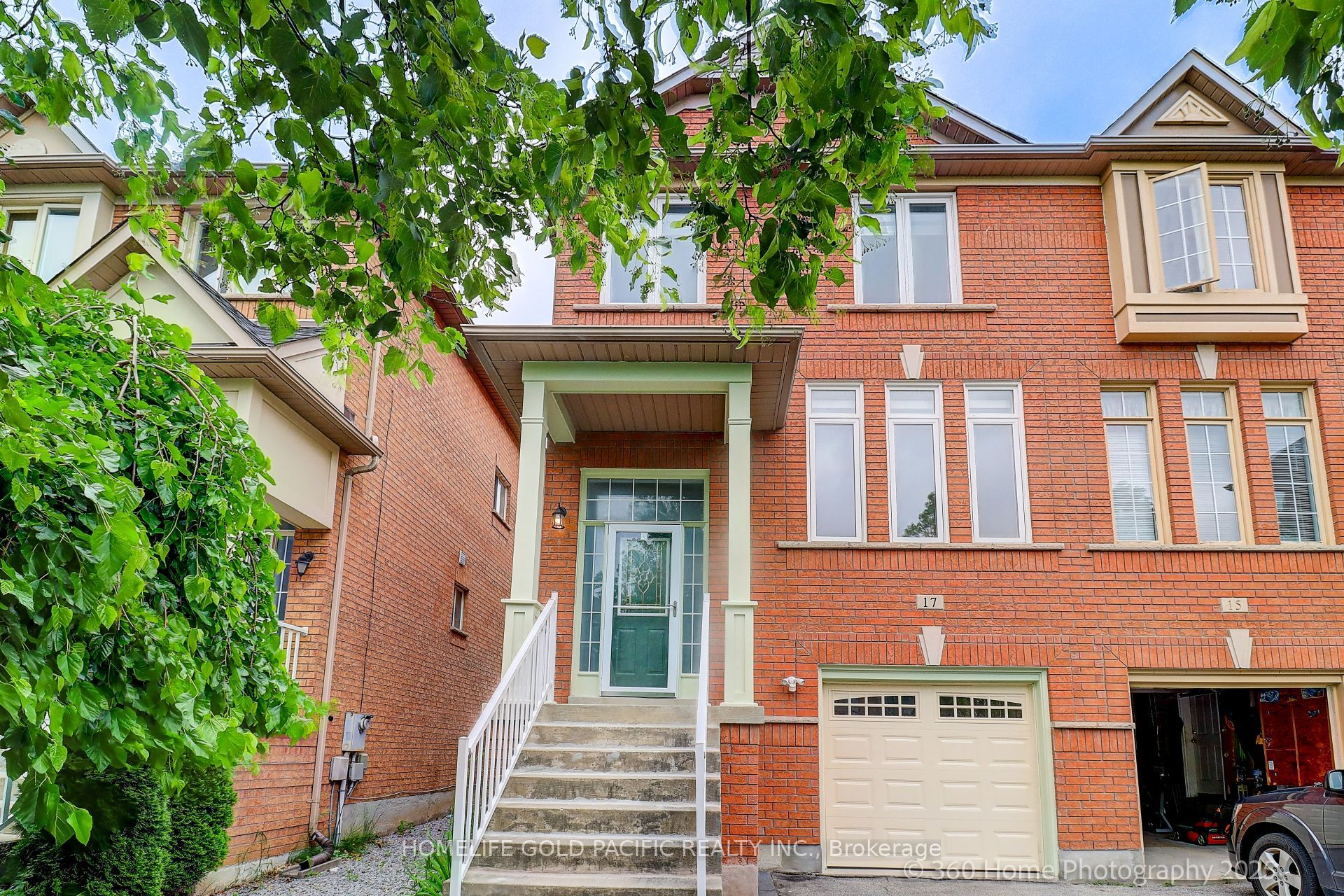17 Mccaul Street Property Photo 1