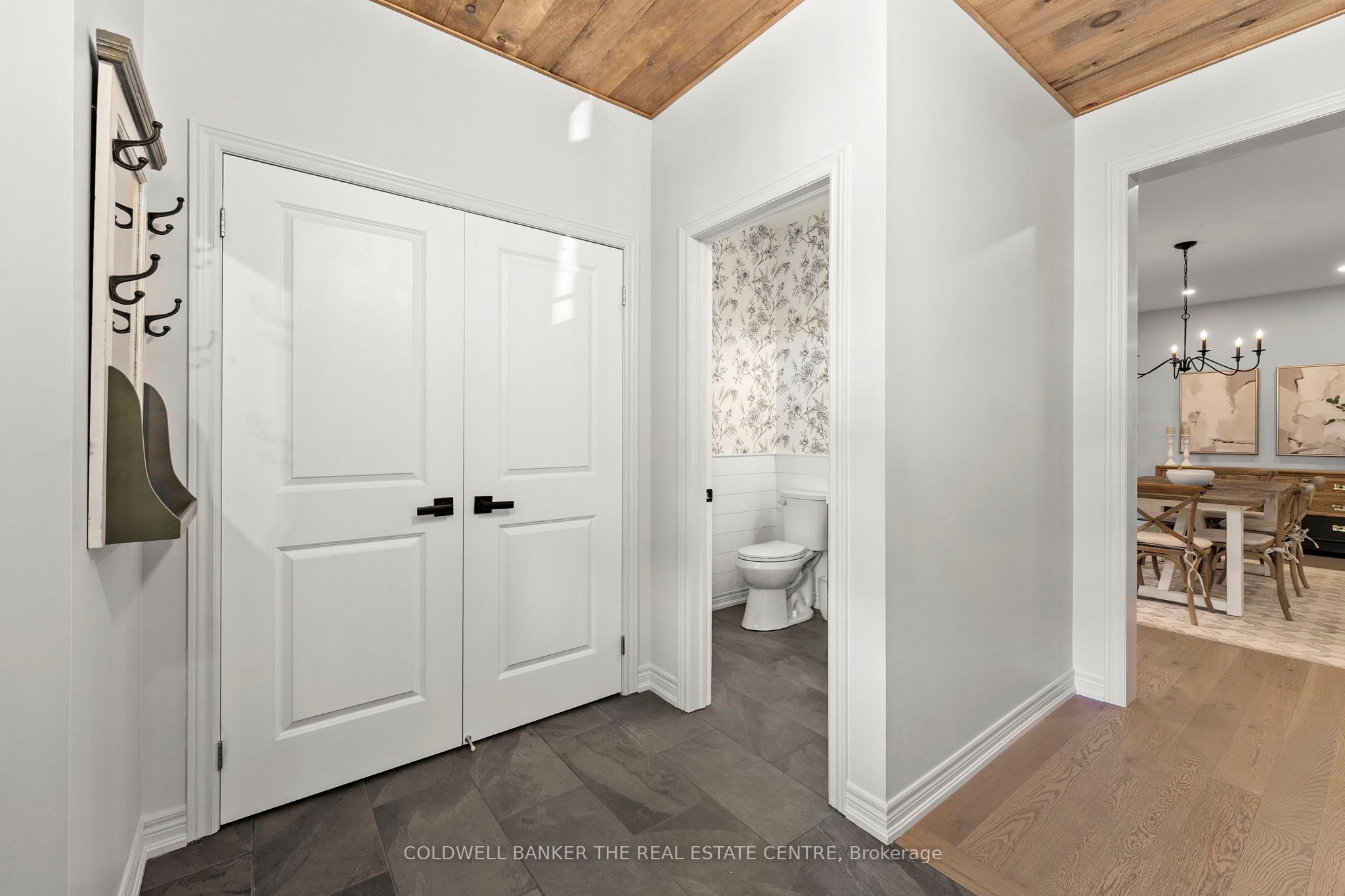 32 Manor Hampton Street Property Photo 8