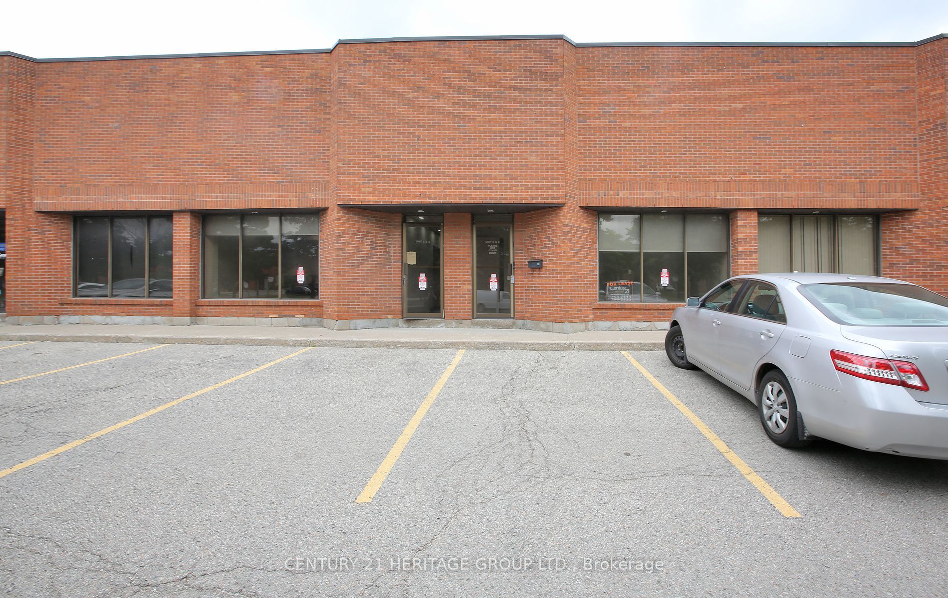 12 Bradwick Drive 5-6 Property Photo 1