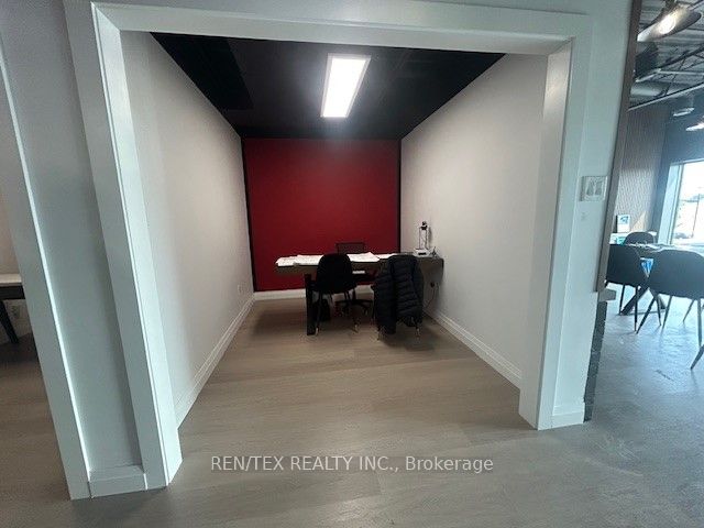 120 Woodstream Boulevard 6 Property Photo 5