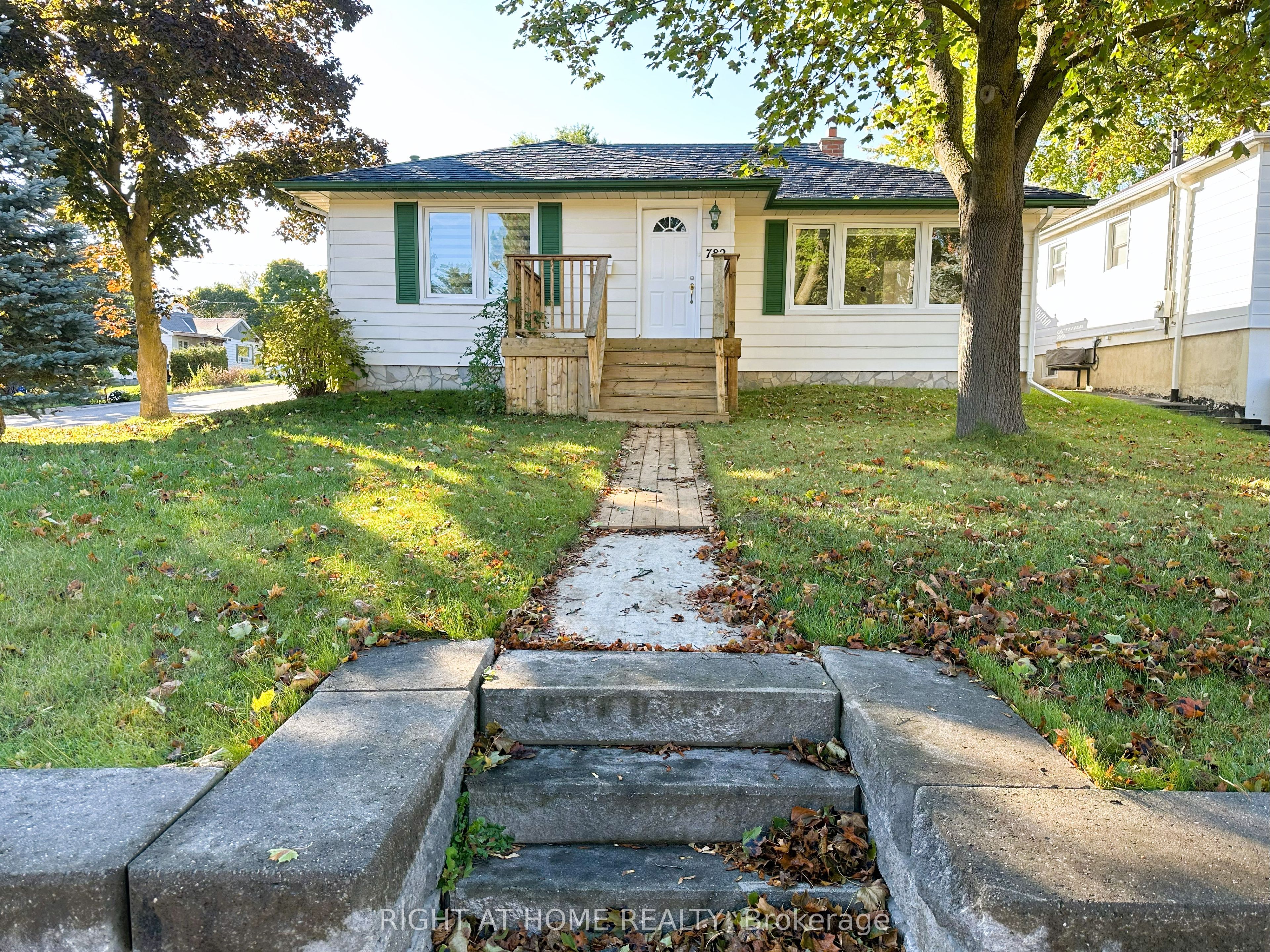 782 Gorham Street Property Photo 1