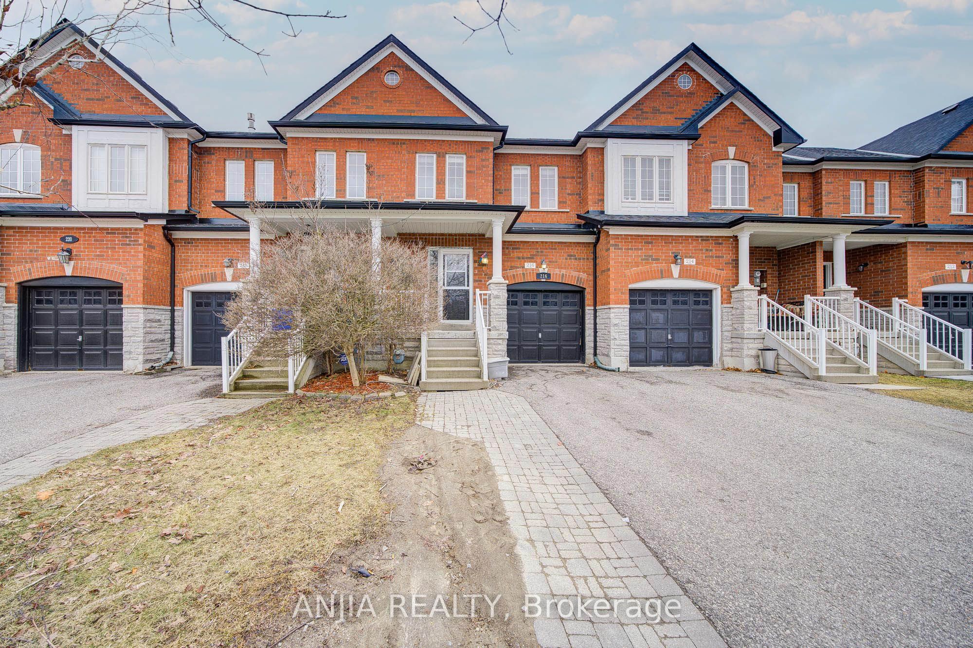 216 Zokol Drive Property Photo 1