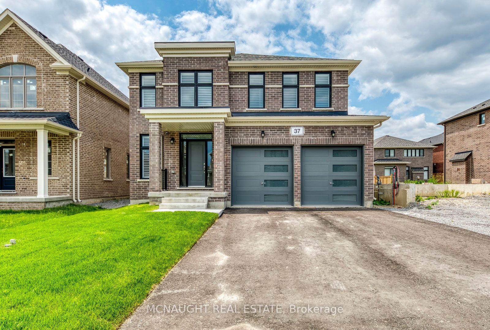 37 Ainslie Hill Crescent Property Photo 1