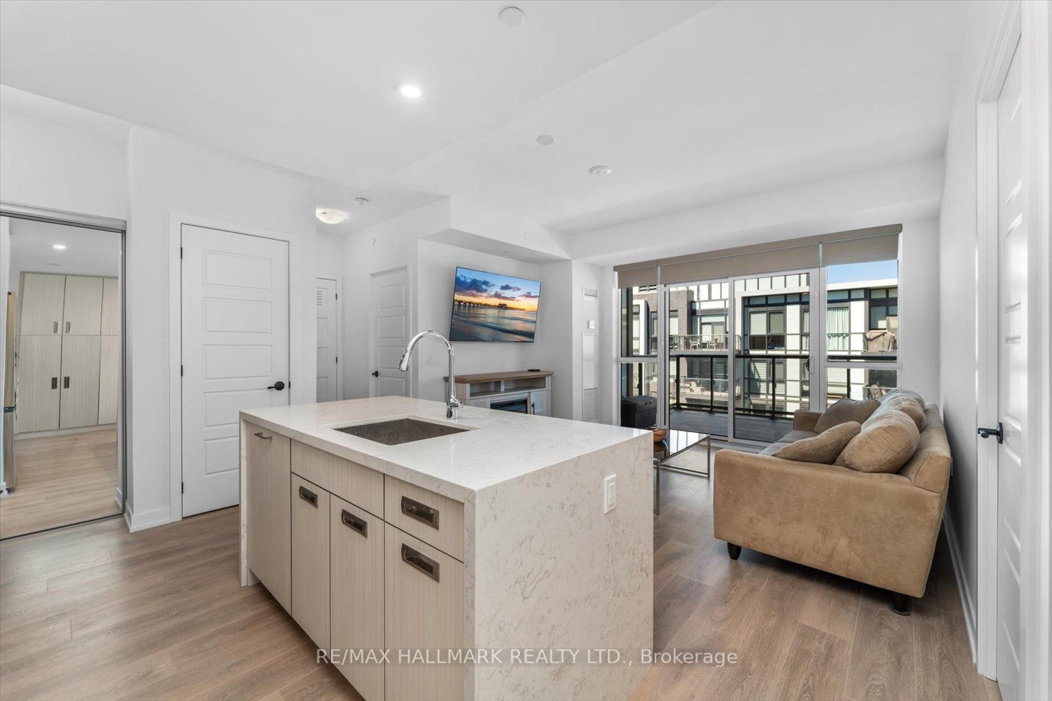 415 Sea Ray Avenue 311 Property Photo 5