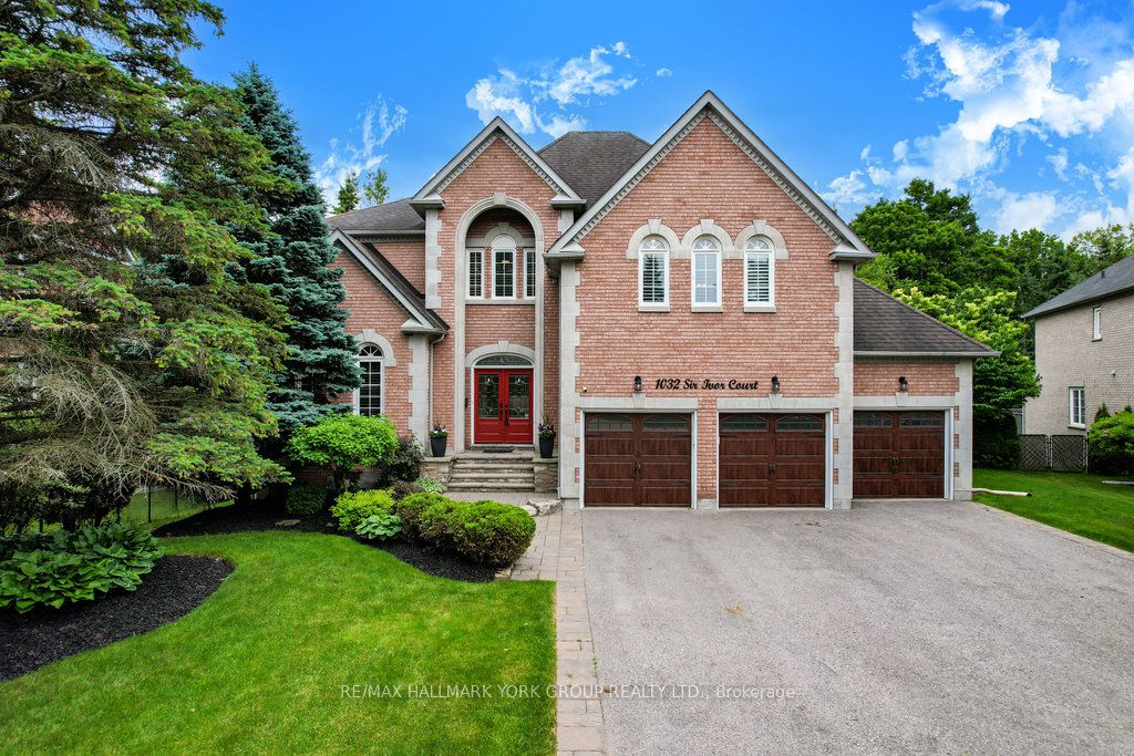 1032 Sir Ivor Court Property Photo 1