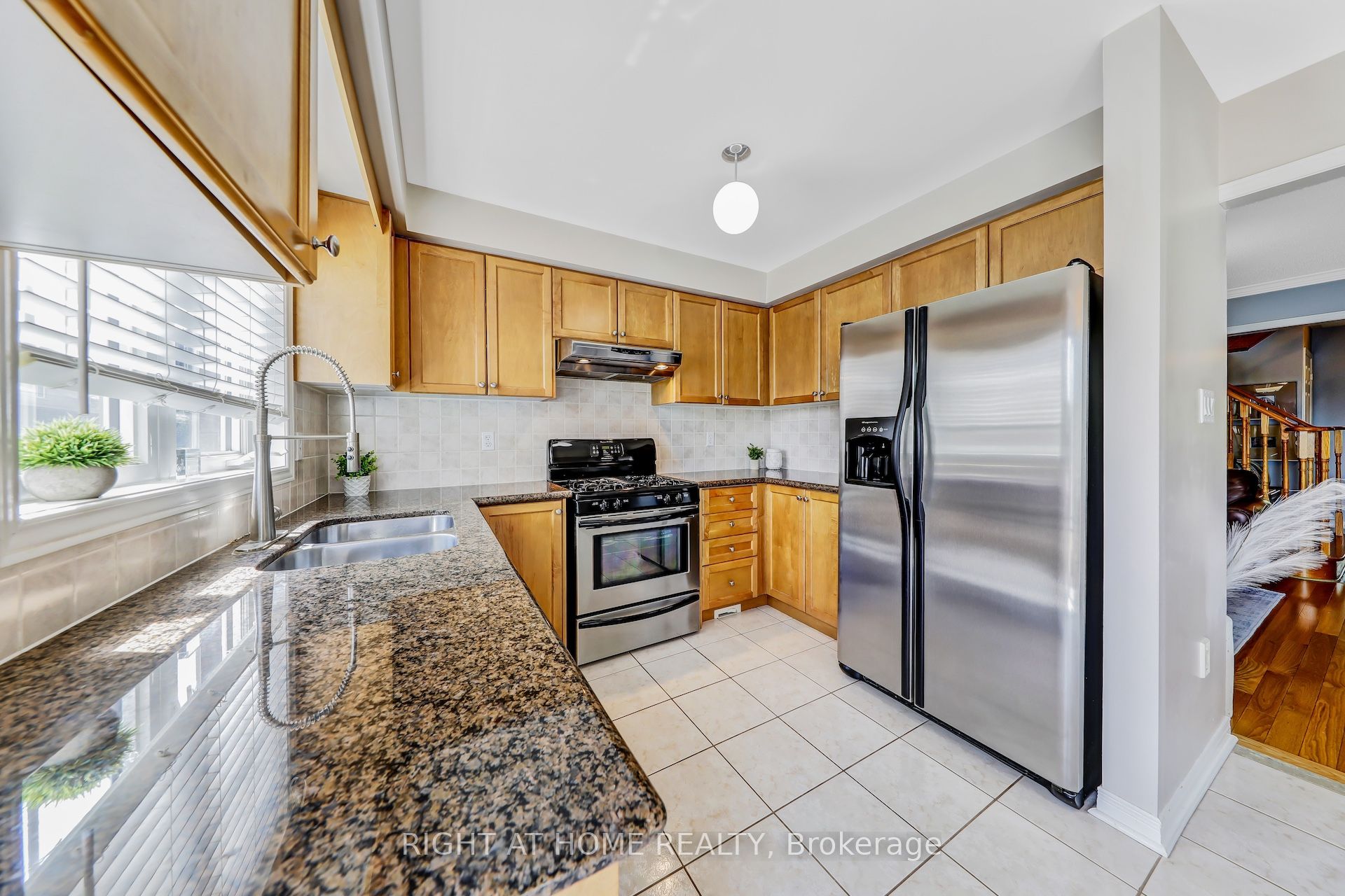 108 King William Crescent Property Photo 7