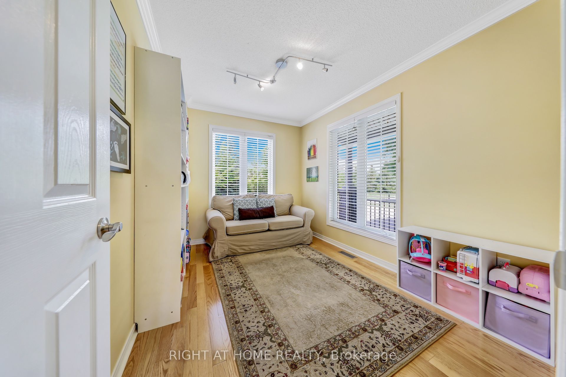 108 King William Crescent Property Photo 10