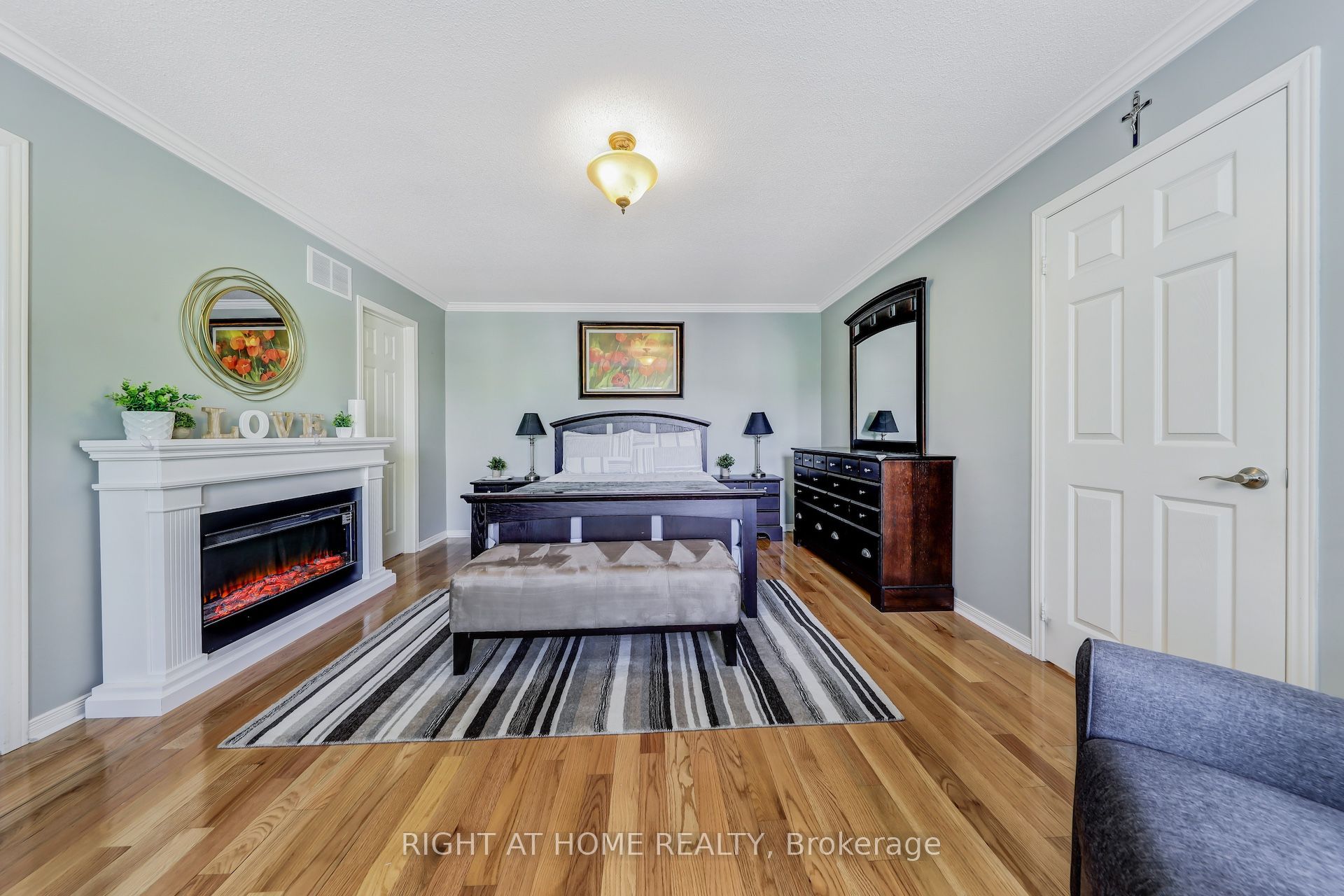108 King William Crescent Property Photo 11