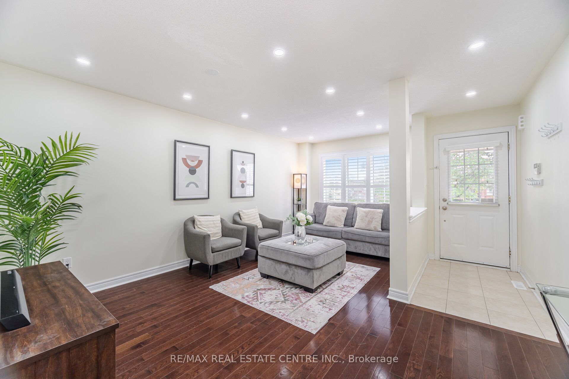 34 Firbank Lane Property Photo 5