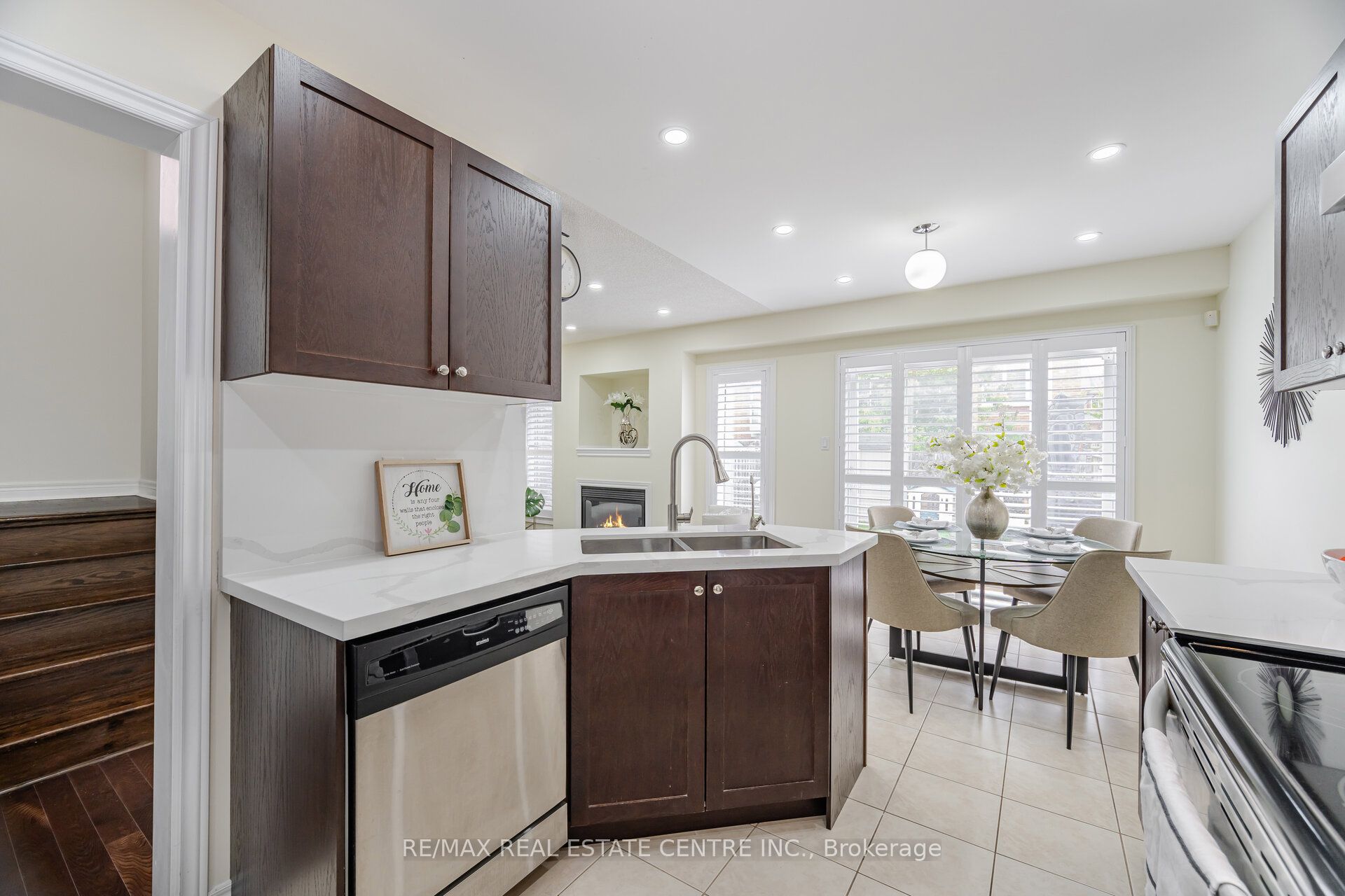 34 Firbank Lane Property Photo 16