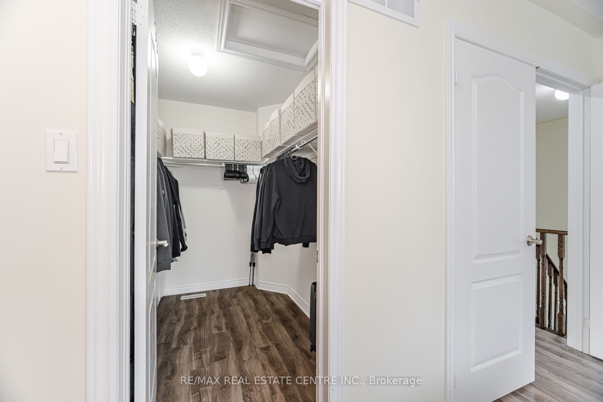 34 Firbank Lane Property Photo 25