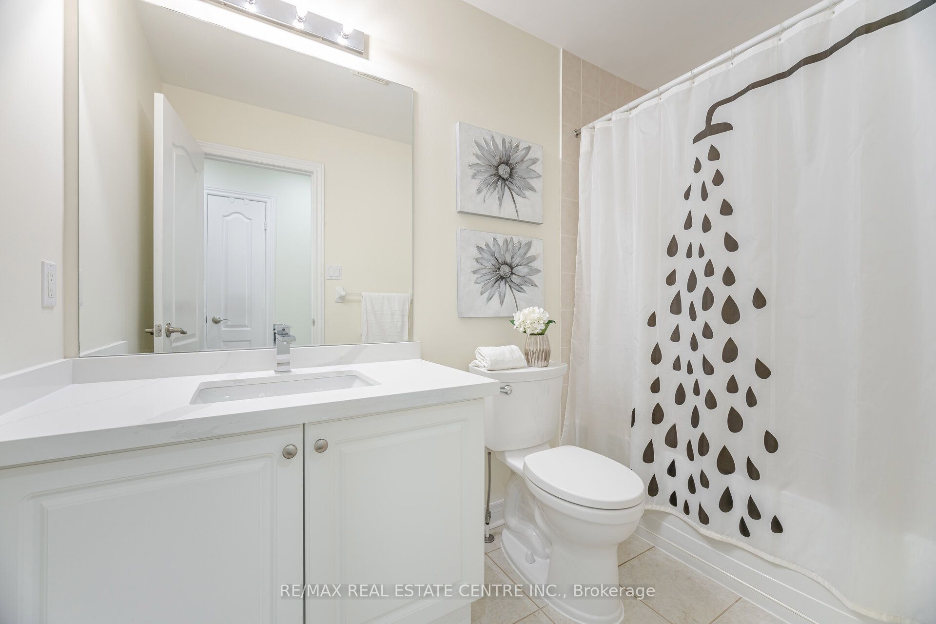 34 Firbank Lane Property Photo 29