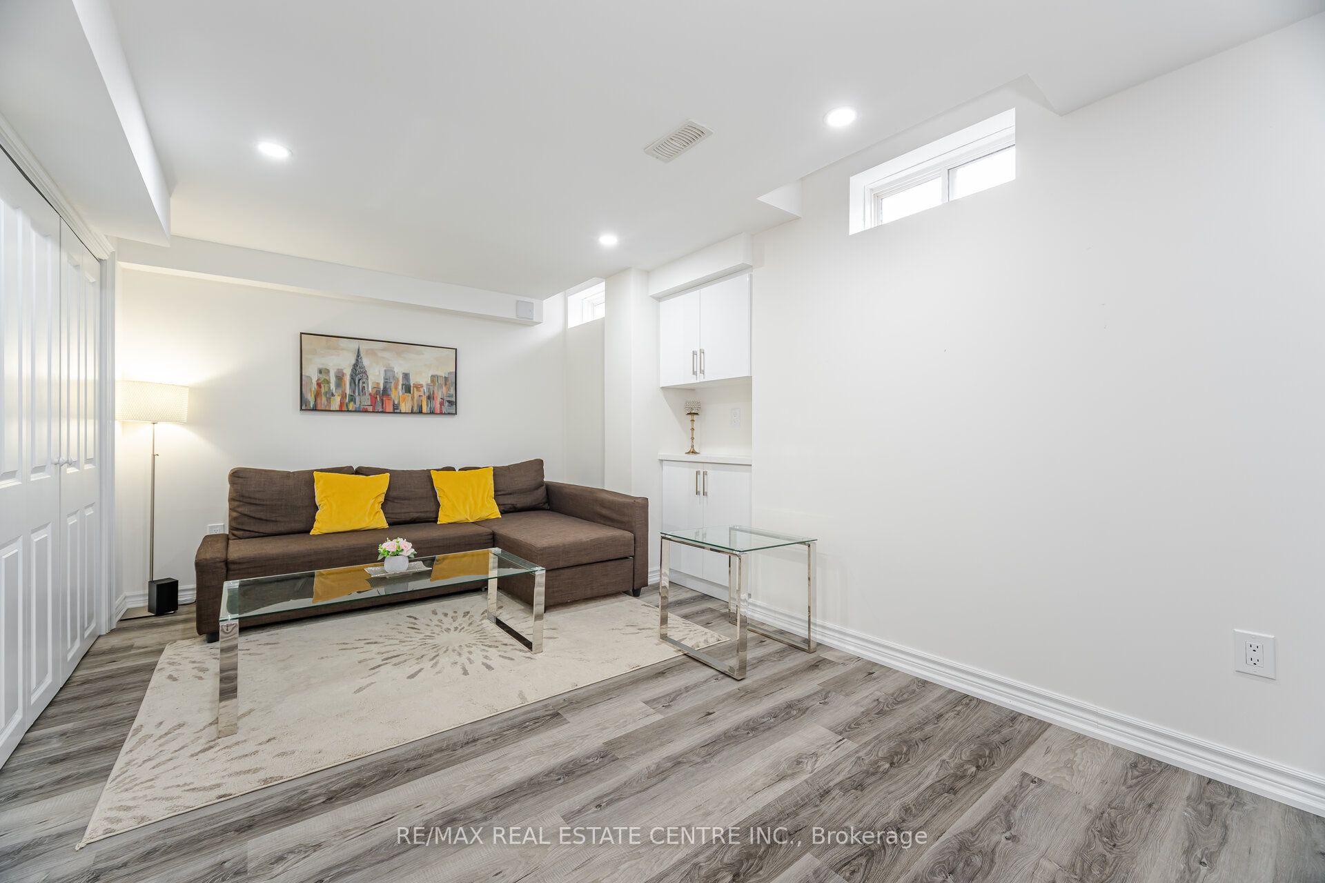 34 Firbank Lane Property Photo 33
