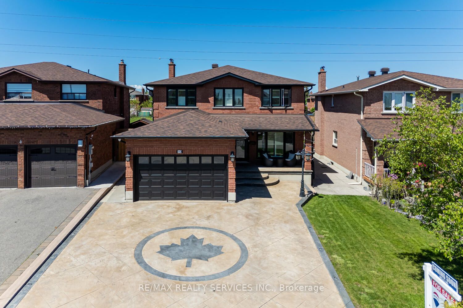 10 Gold Finch Place Property Photo 1