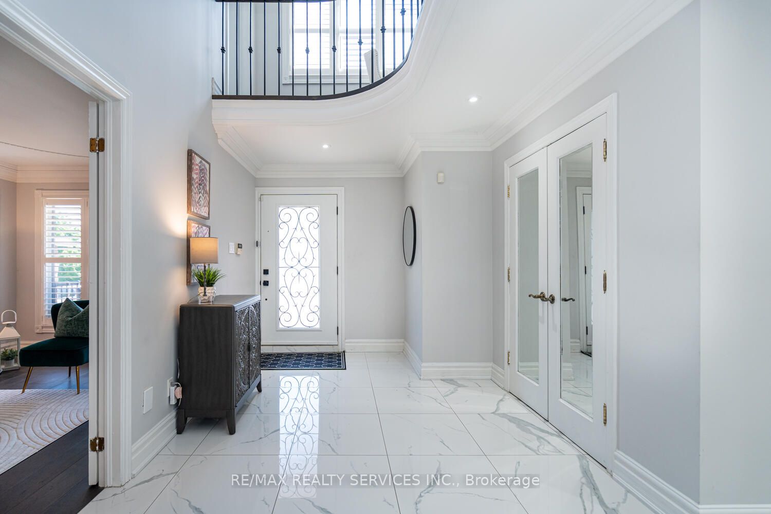 10 Gold Finch Place Property Photo 6