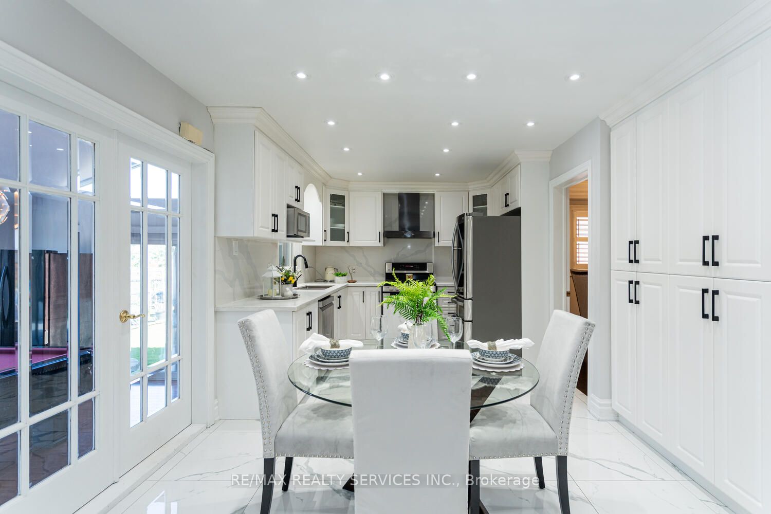 10 Gold Finch Place Property Photo 10