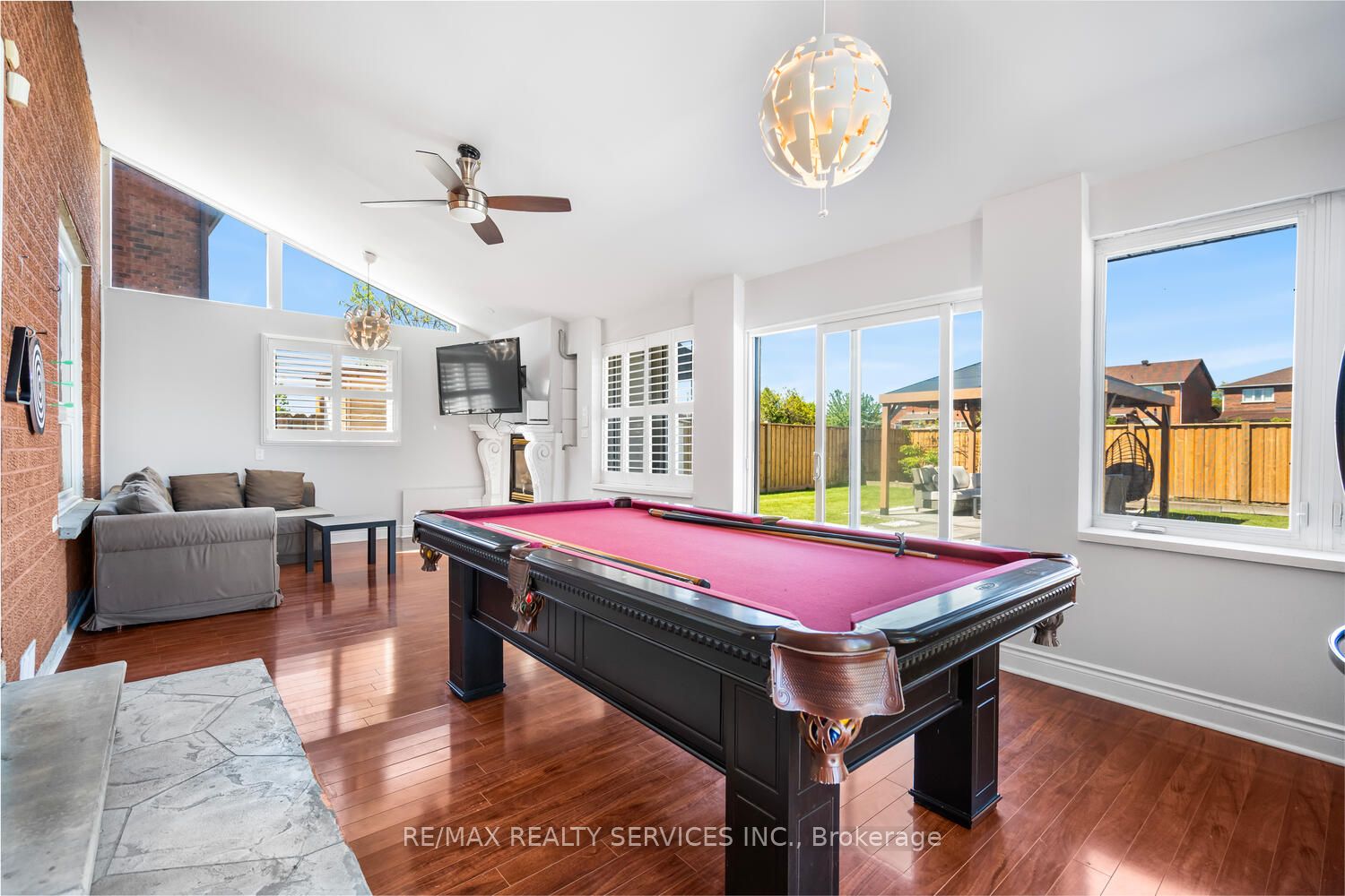 10 Gold Finch Place Property Photo 17