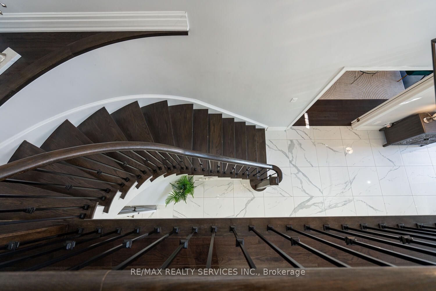 10 Gold Finch Place Property Photo 21