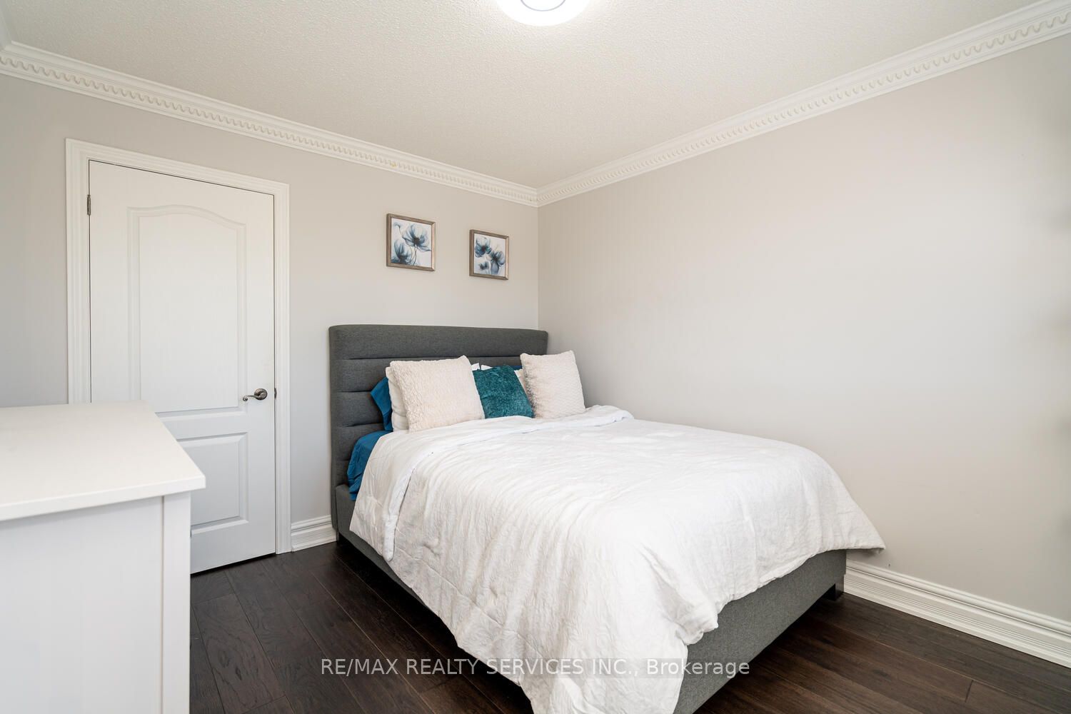 10 Gold Finch Place Property Photo 35