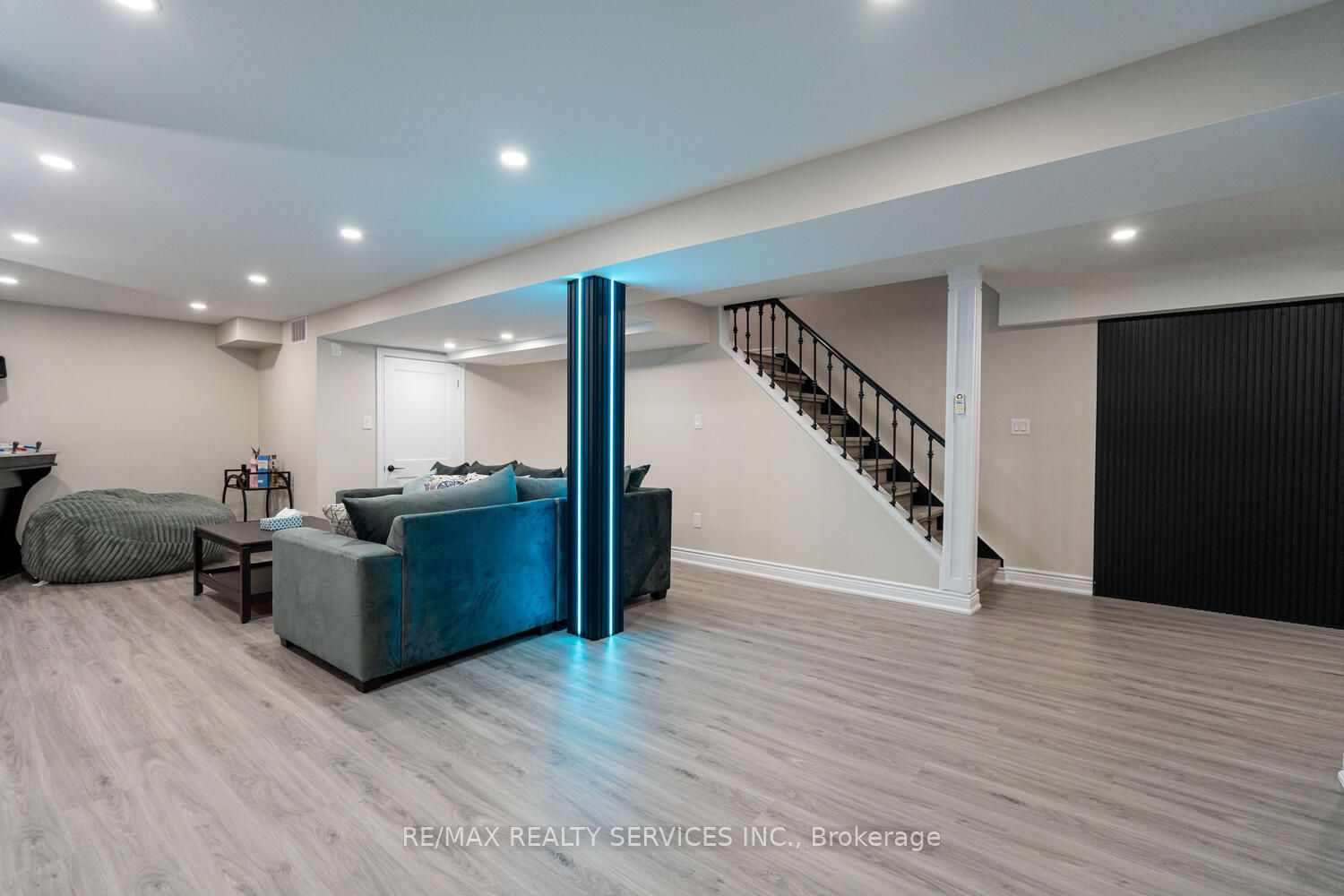 10 Gold Finch Place Property Photo 39