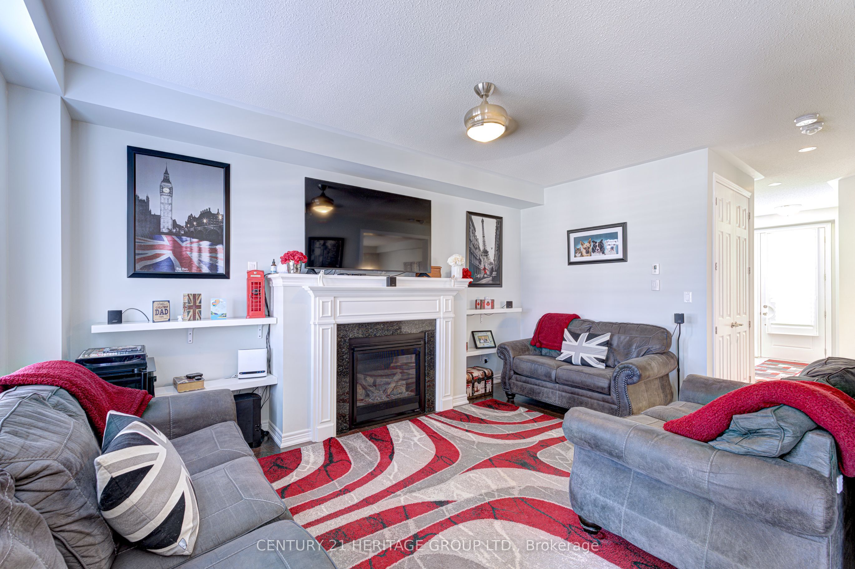 32 Michaelis Street Property Photo 8