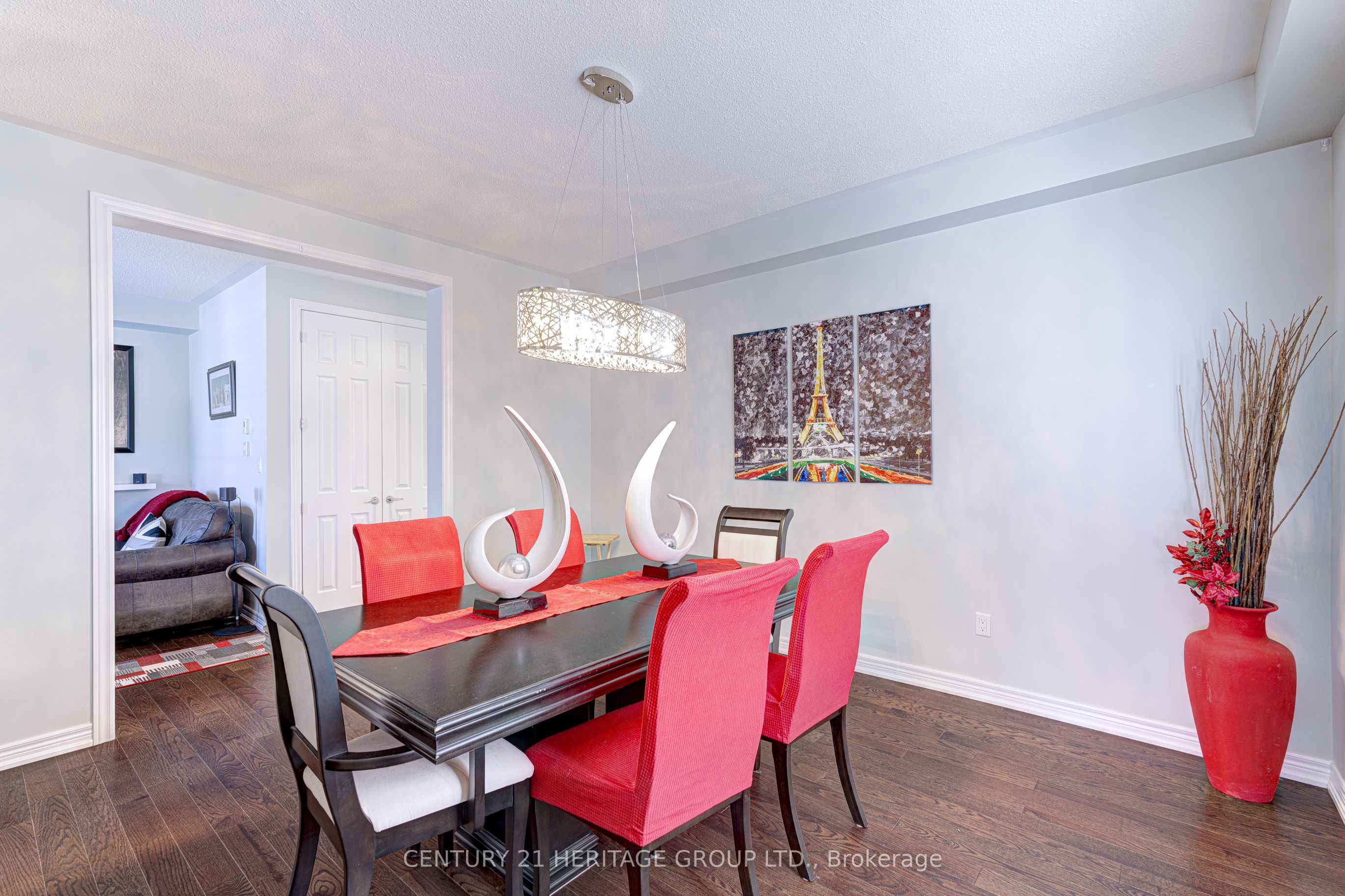 32 Michaelis Street Property Photo 12