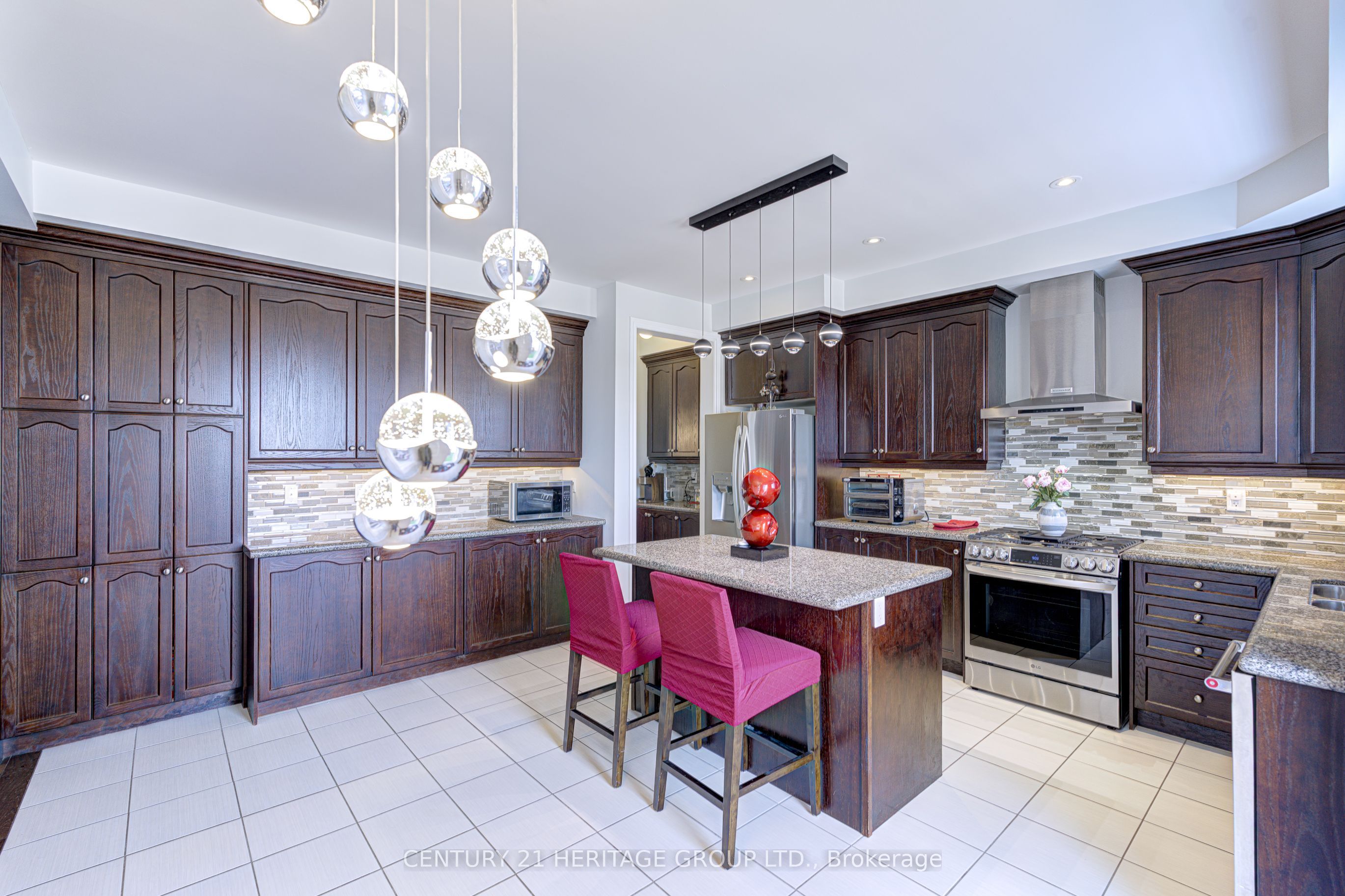 32 Michaelis Street Property Photo 15