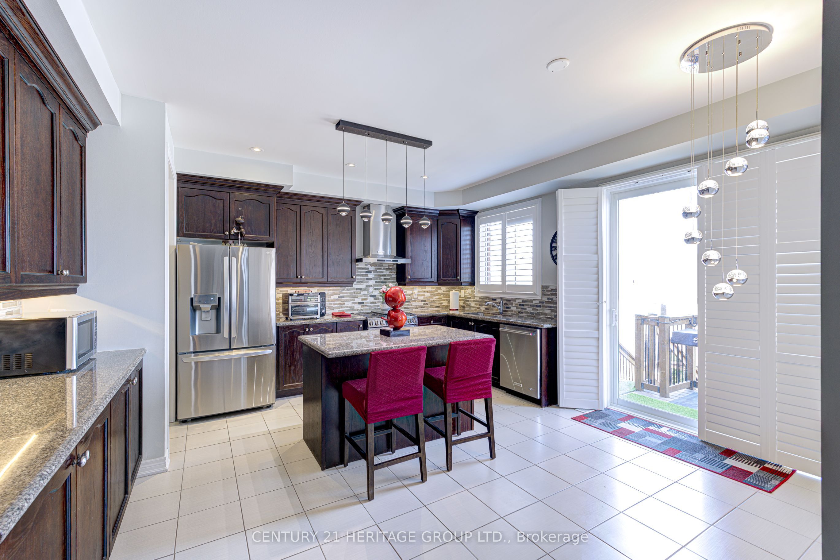 32 Michaelis Street Property Photo 17