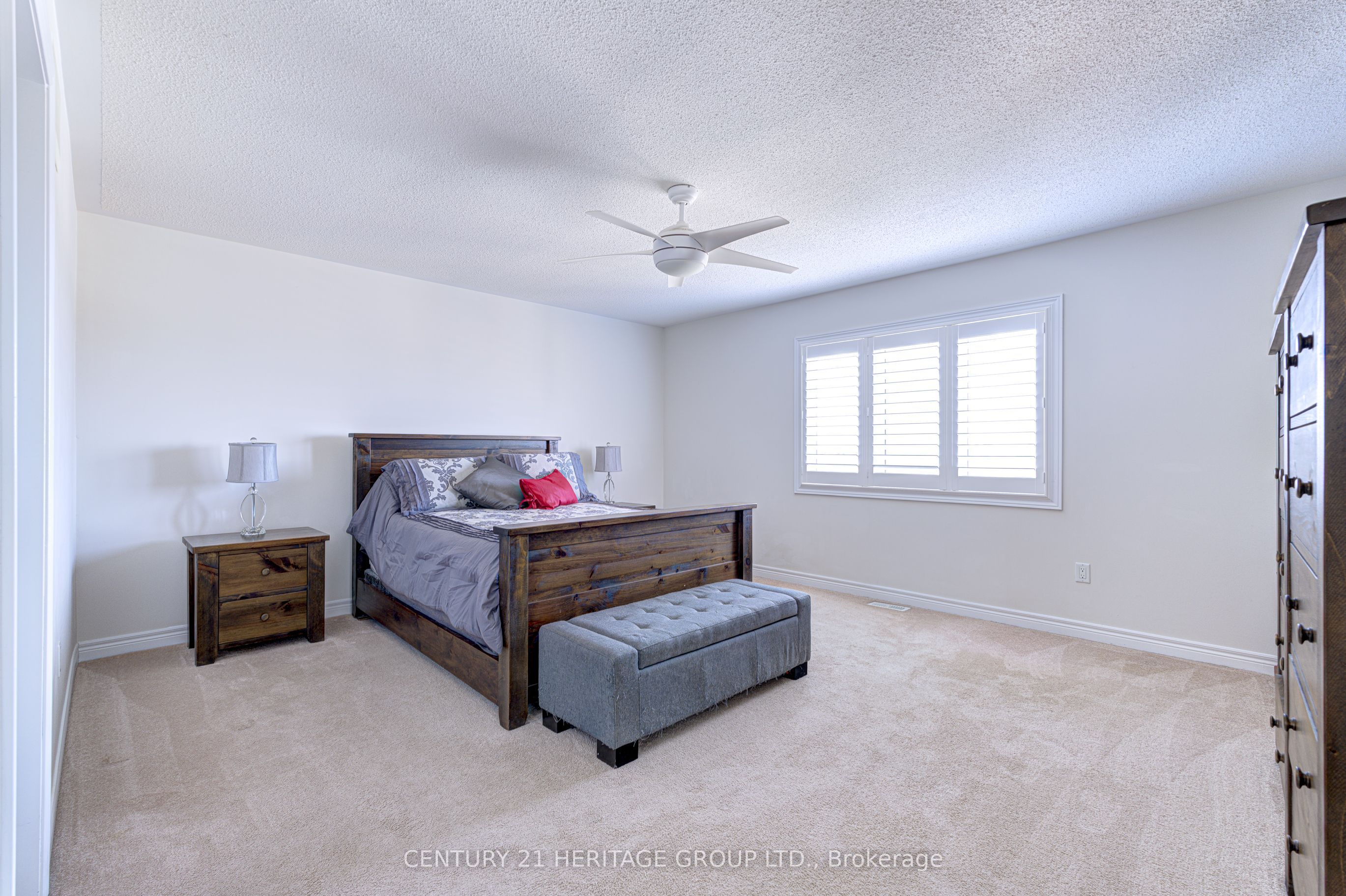 32 Michaelis Street Property Photo 20