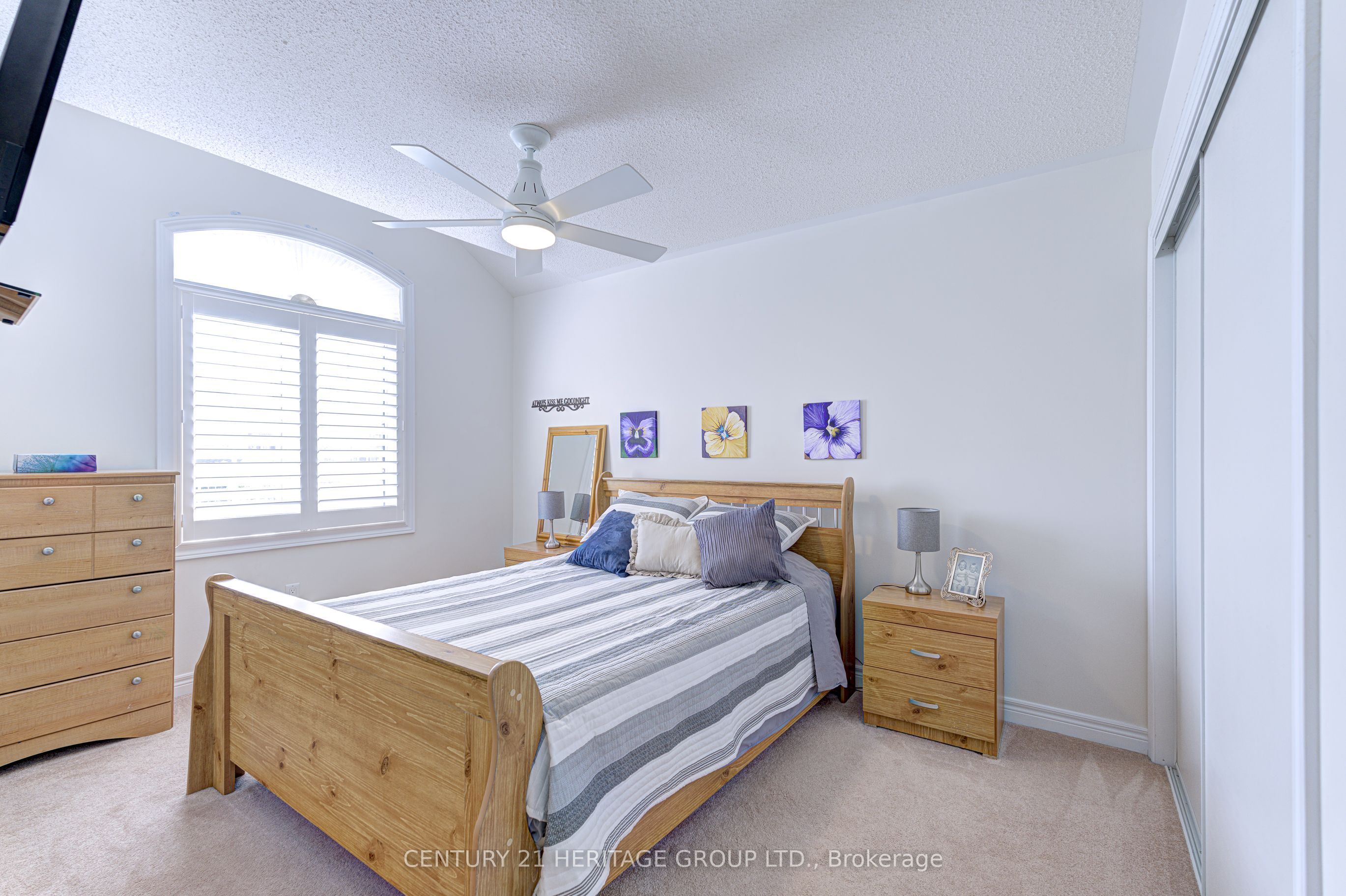 32 Michaelis Street Property Photo 28