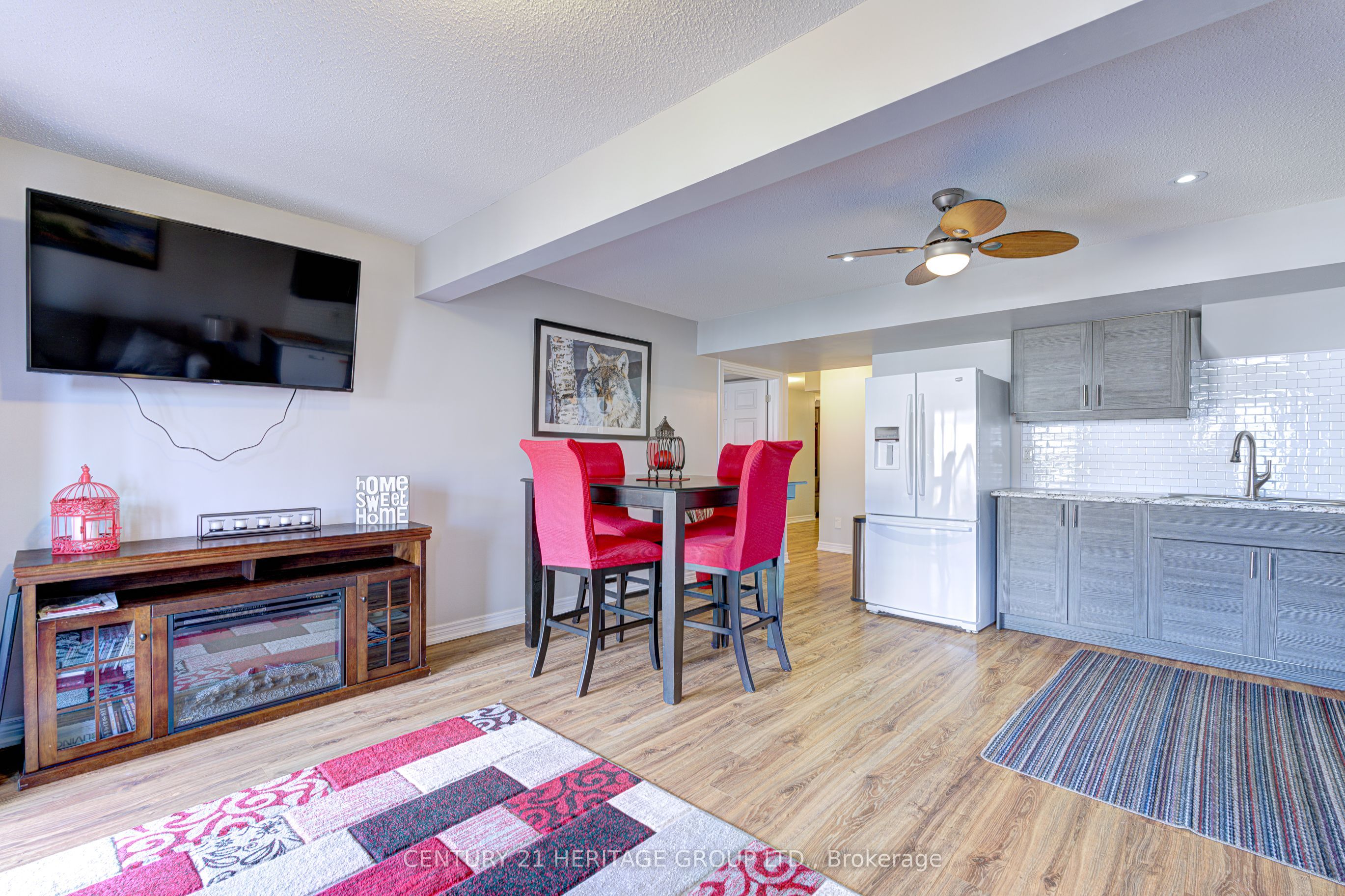 32 Michaelis Street Property Photo 34