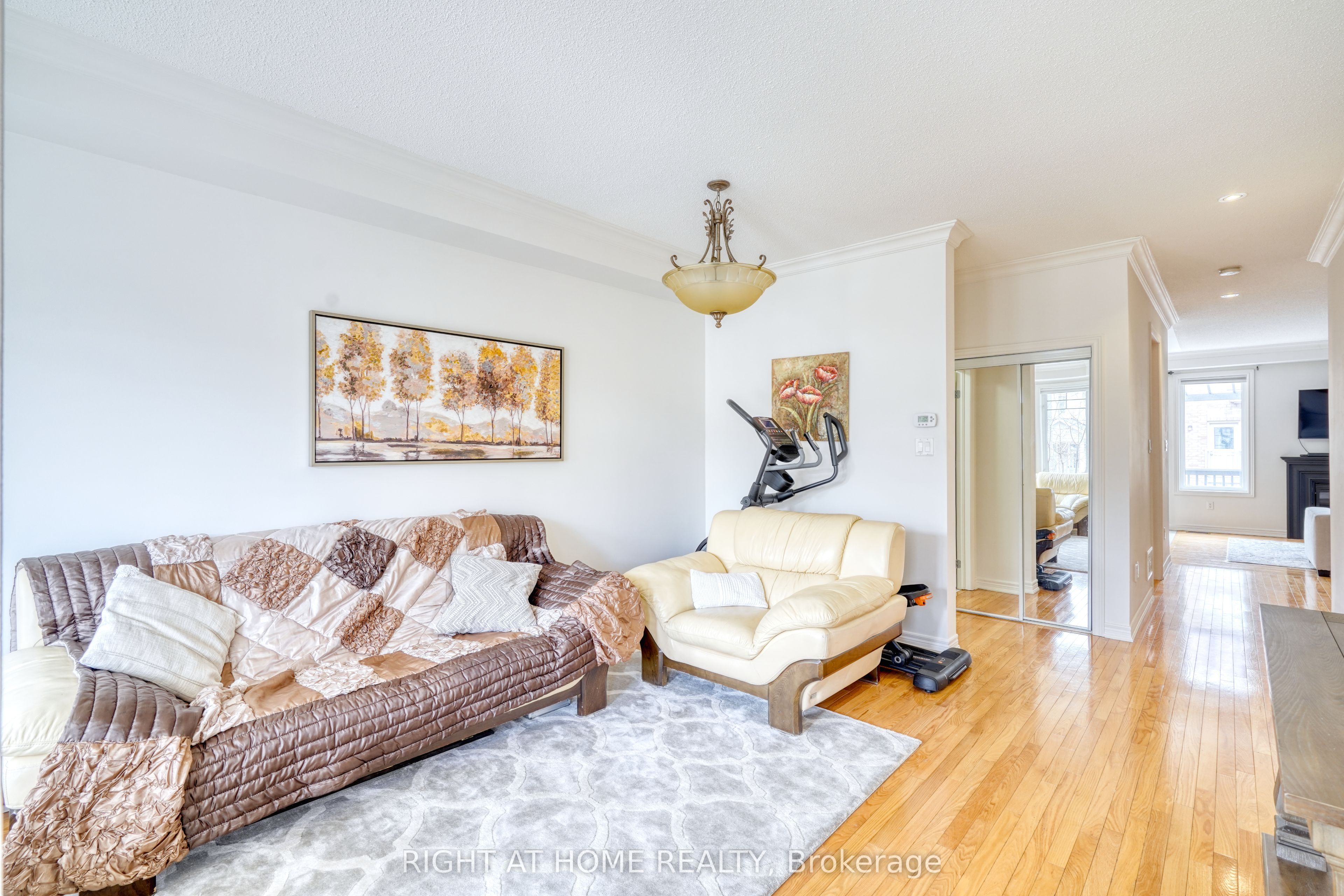 20 Seiffer Crescent Property Photo 7