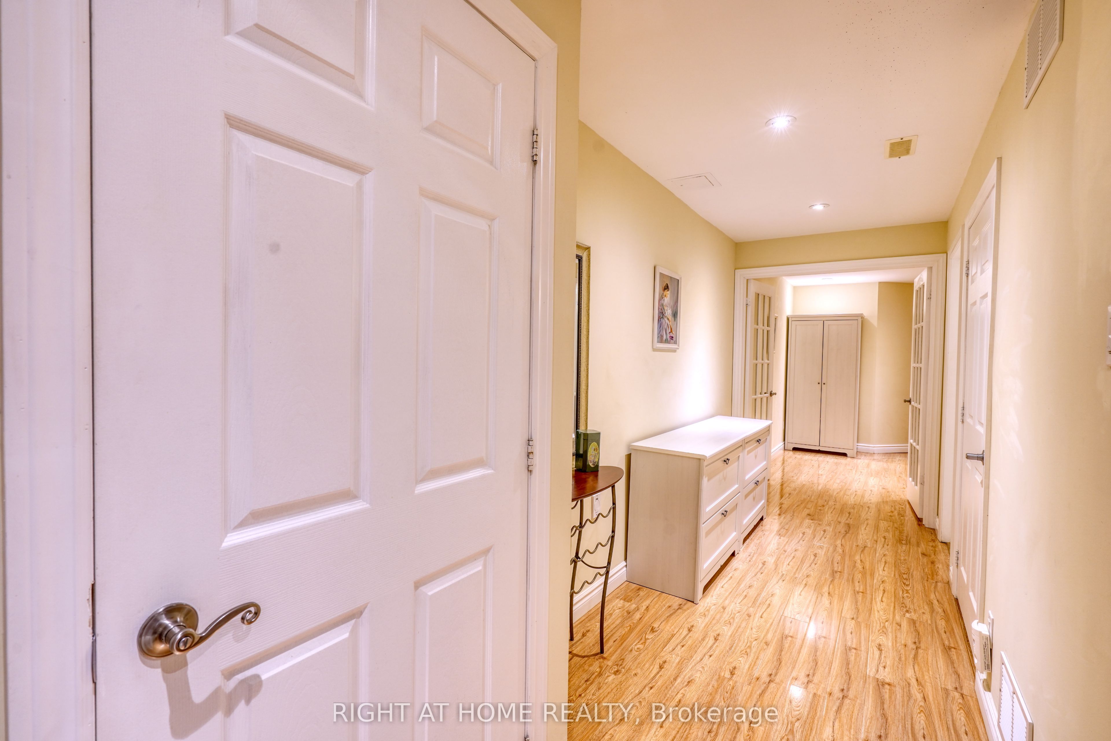 20 Seiffer Crescent Property Photo 33