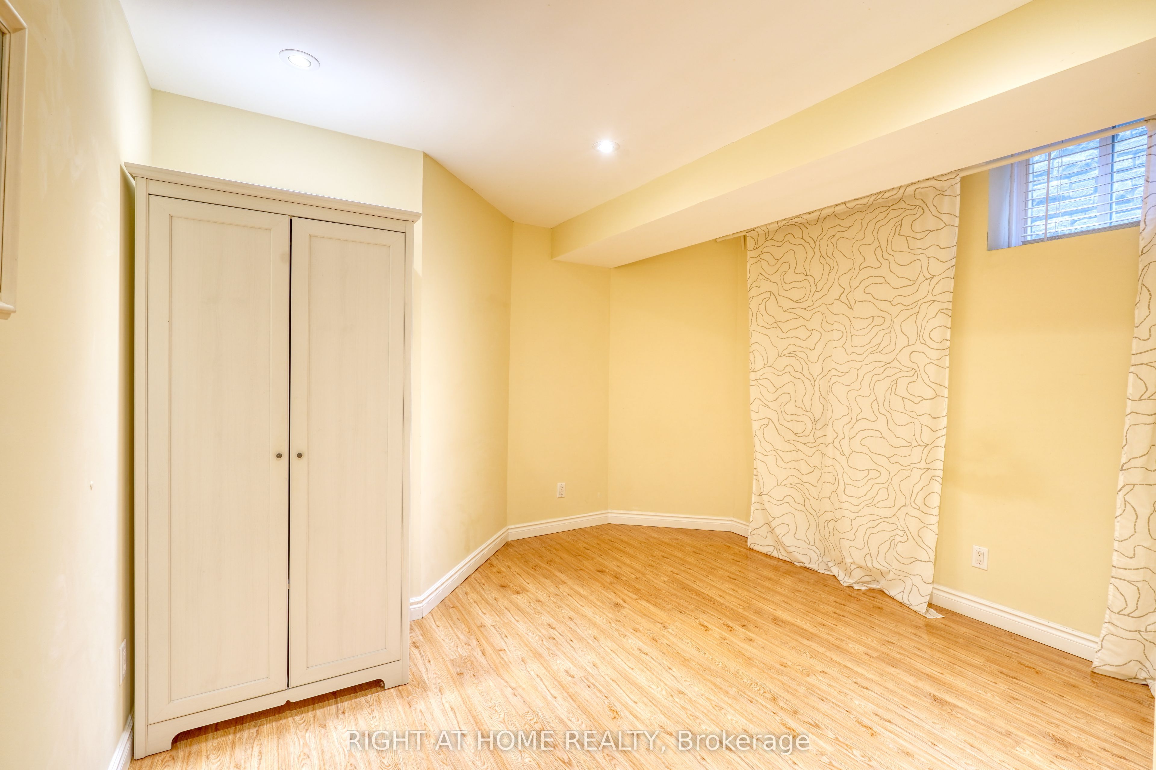 20 Seiffer Crescent Property Photo 36