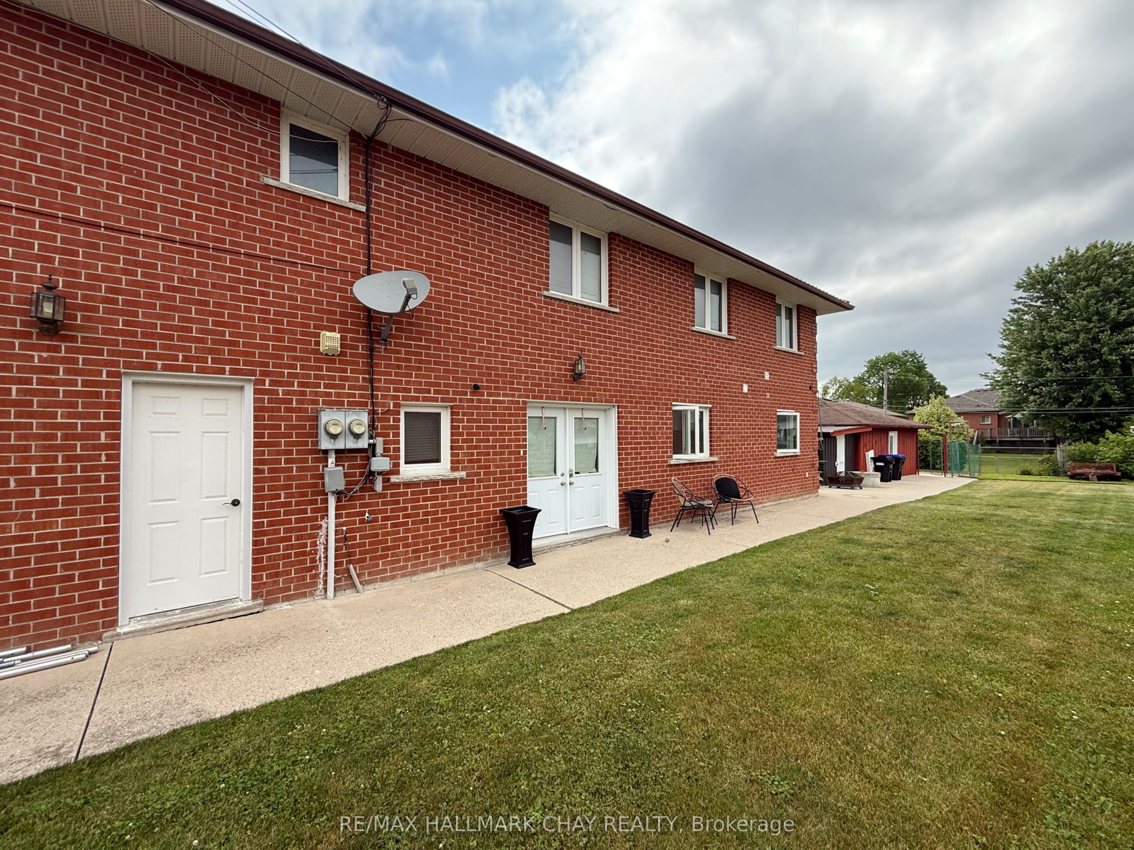 893b Frederick Street B Property Photo 1