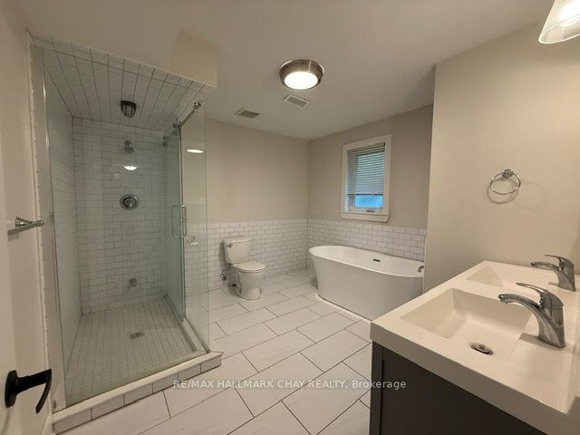 893b Frederick Street B Property Photo 22