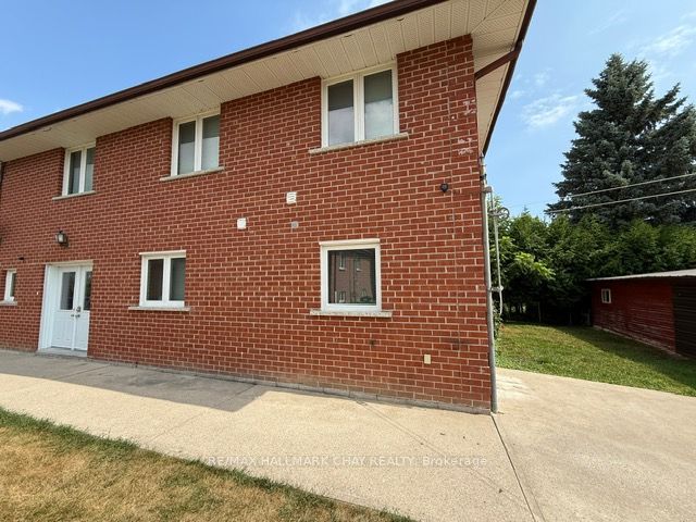 893b Frederick Street B Property Photo 27