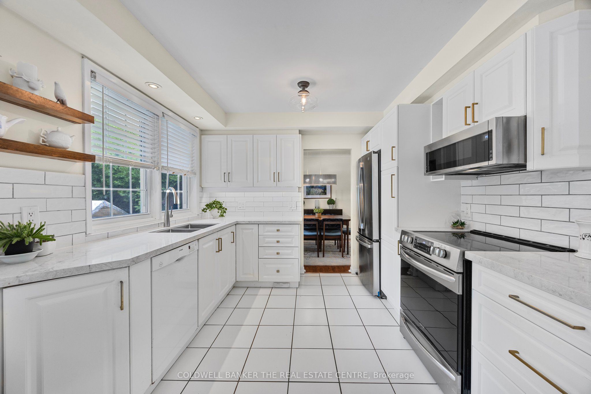 210 Richard Avenue Property Photo 12