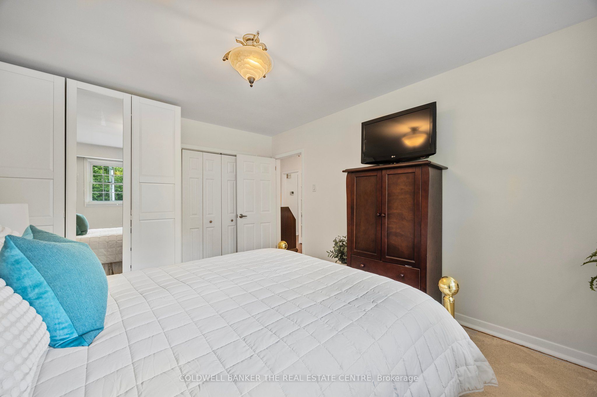 210 Richard Avenue Property Photo 14