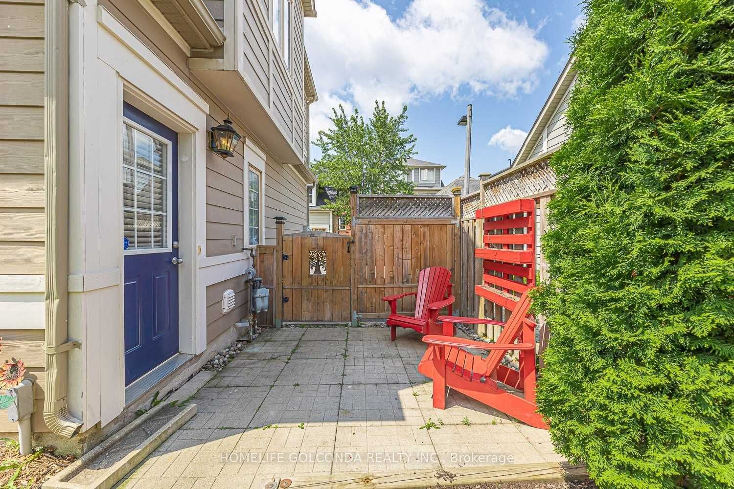 32 Cardrew Street Coach Property Photo 20